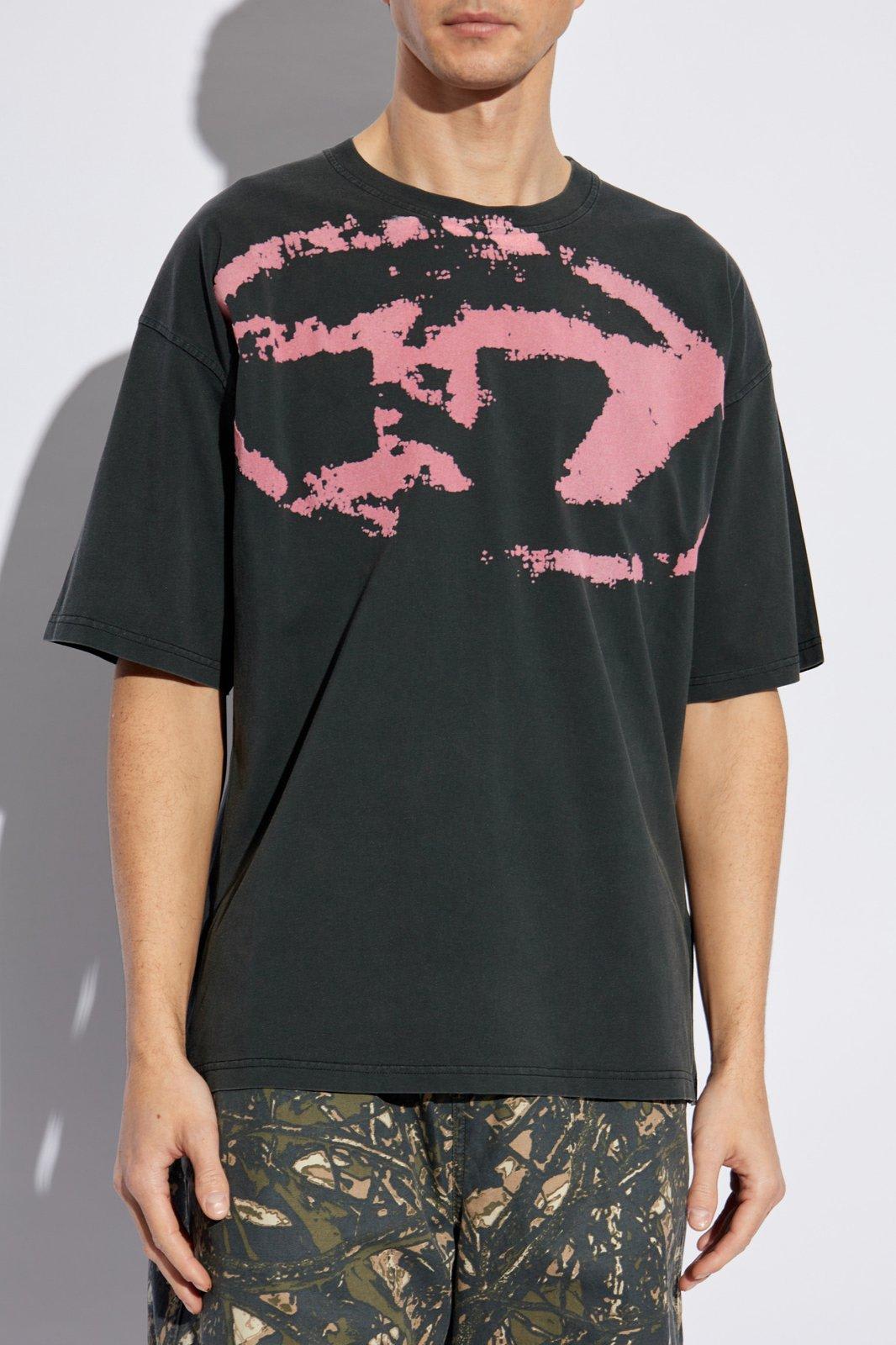 Diesel Oval-d Logo Printed Crewneck T-shirt In Animal Print