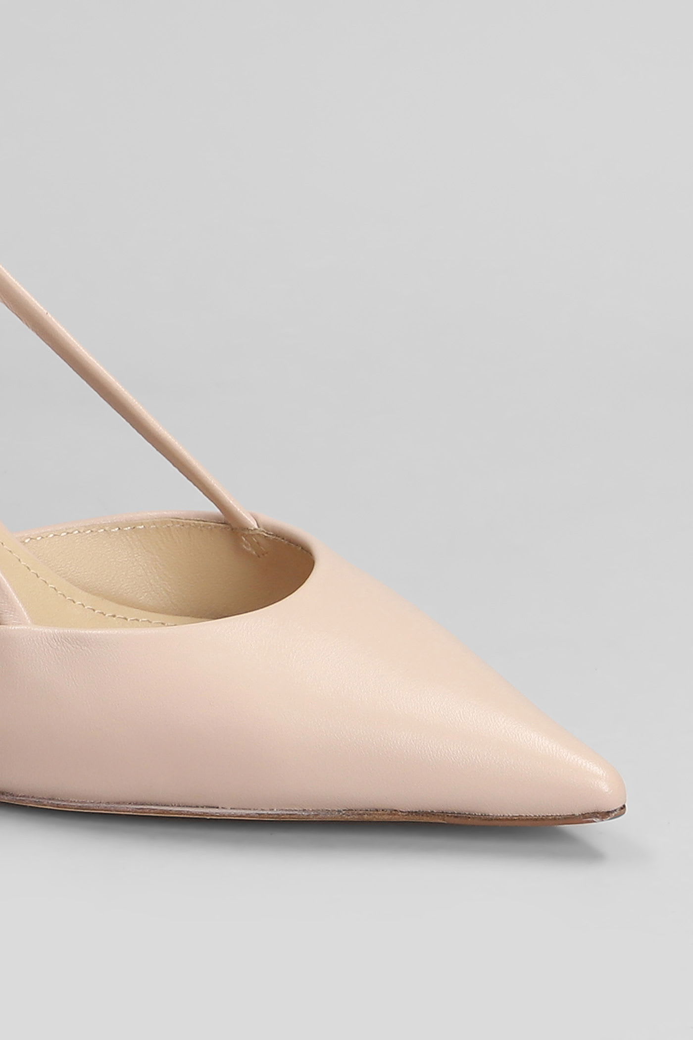 Lola Cruz Carmen Pump 85 Pumps In Powder Leather In White
