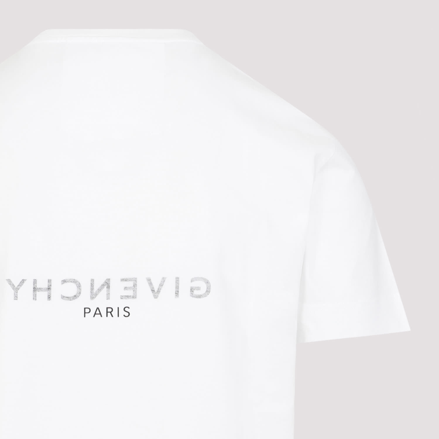 Shop Givenchy T-shirt In White