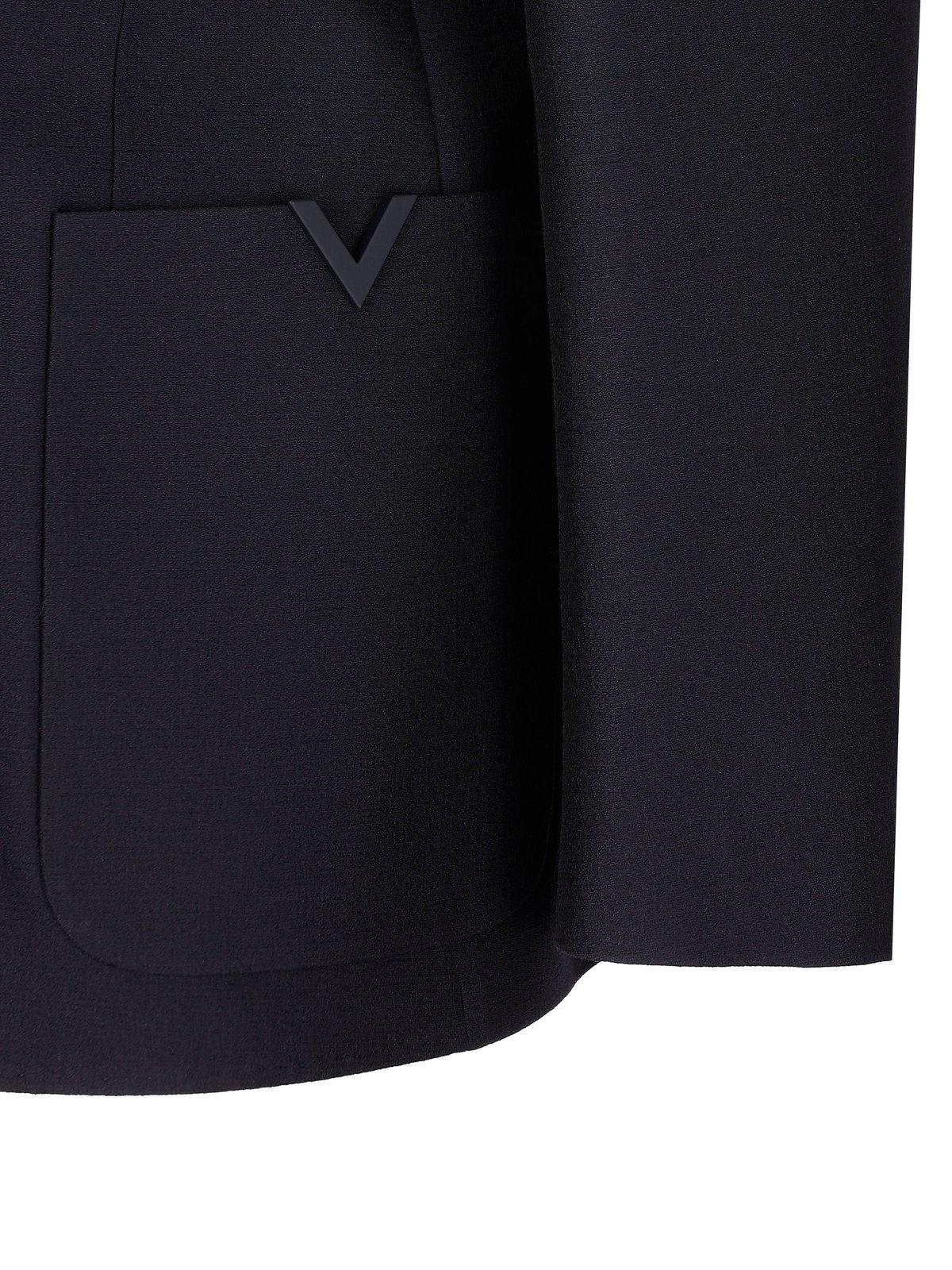 Shop Valentino Single-breasted Long-sleeved Blazer In Navy