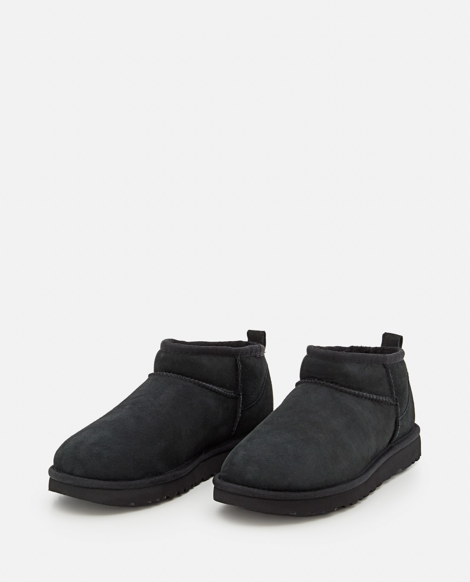 Ugg Classic Ultra Mini Black Ankle Boots With Shearling Lining In Leather Woman In Black