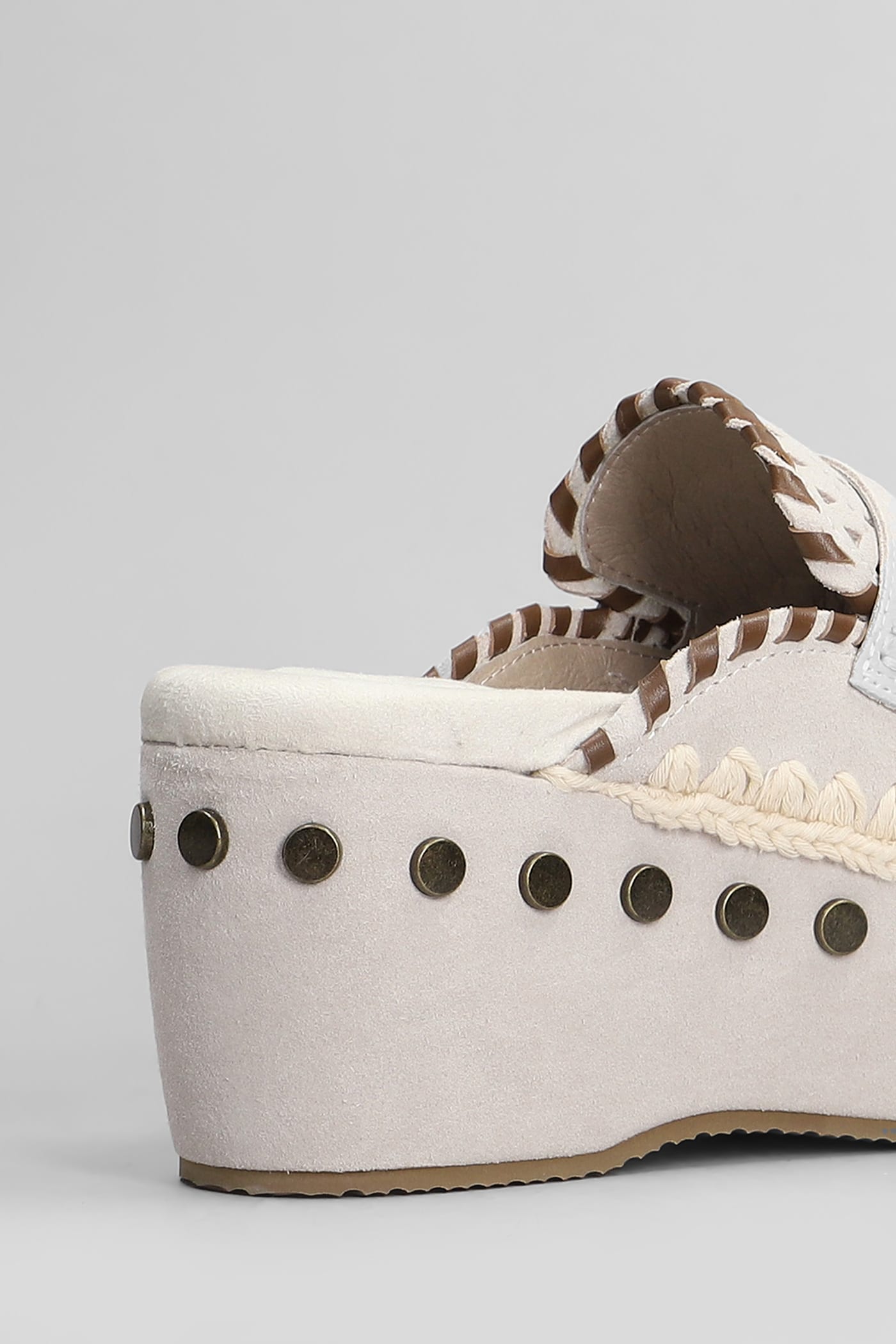 Shop Mou Clog Leather Slipper-mule In Grey Suede