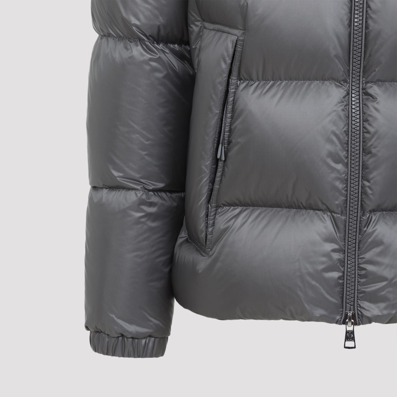 Moncler Couyere Short Down Jacket In Gray