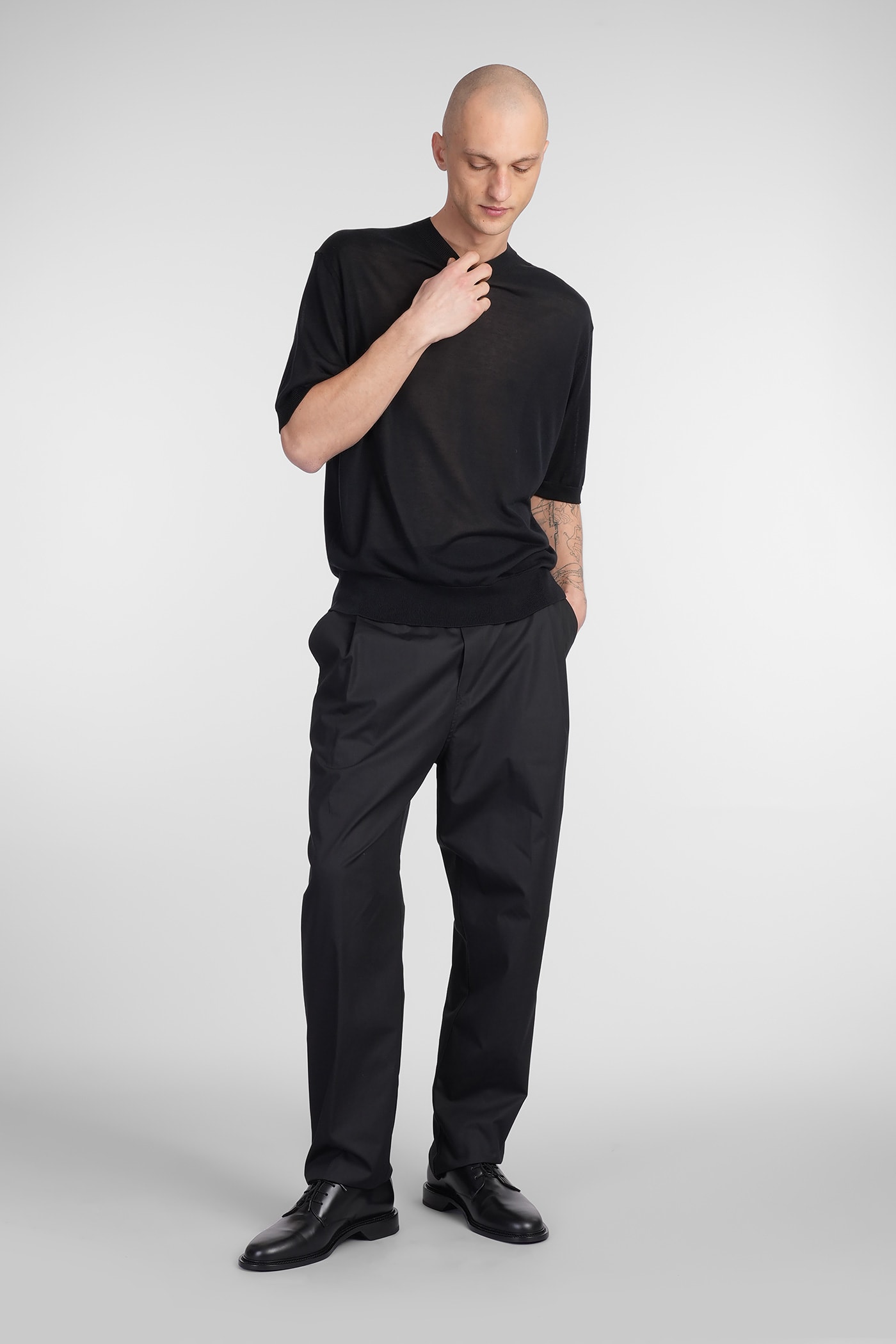Laneus Relaxed Fit Polo Knitwear In Luxurious Wool-cashmere Blend In Black