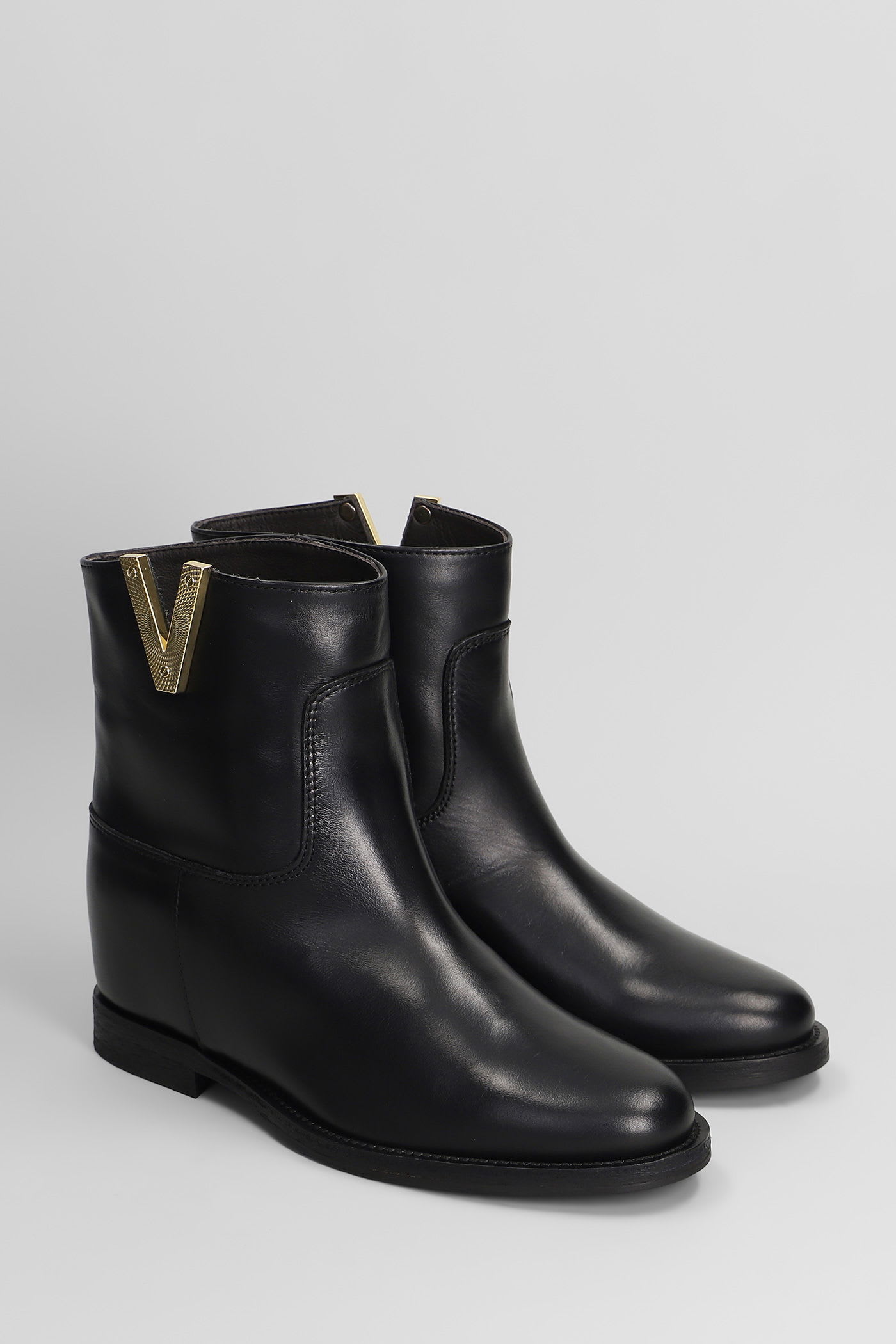 Via Roma 15 Ankle Boots Inside Wedge In Black Leather In Black