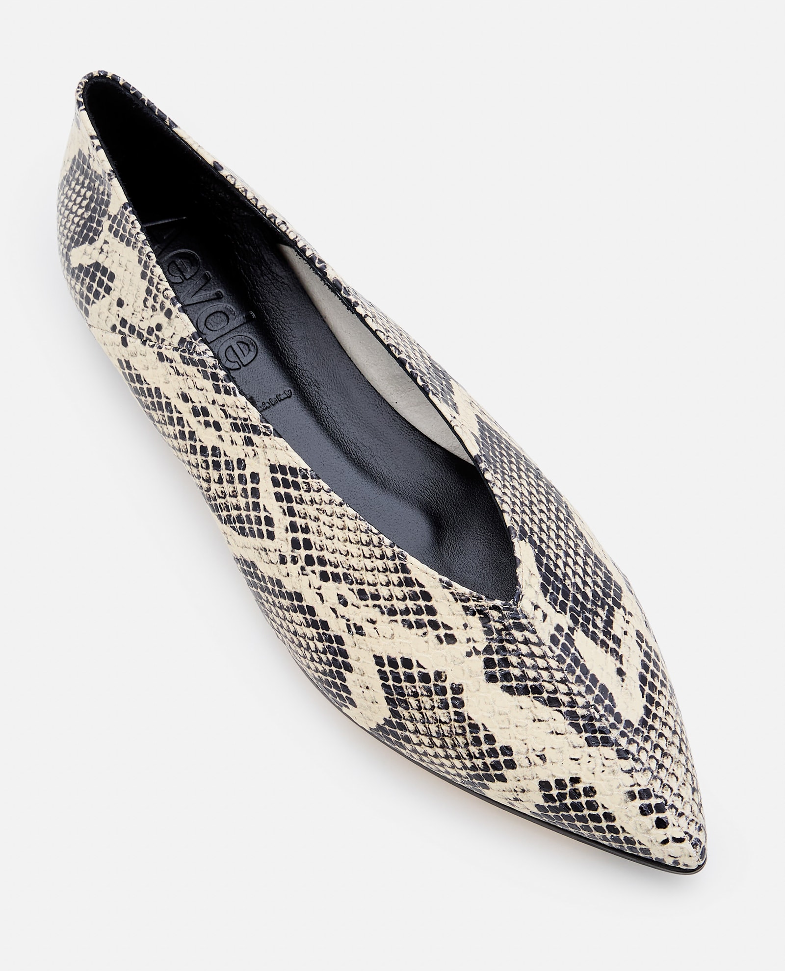 Aeyde Moa Snake Print Goat Leather Creamy Shoes In Beige