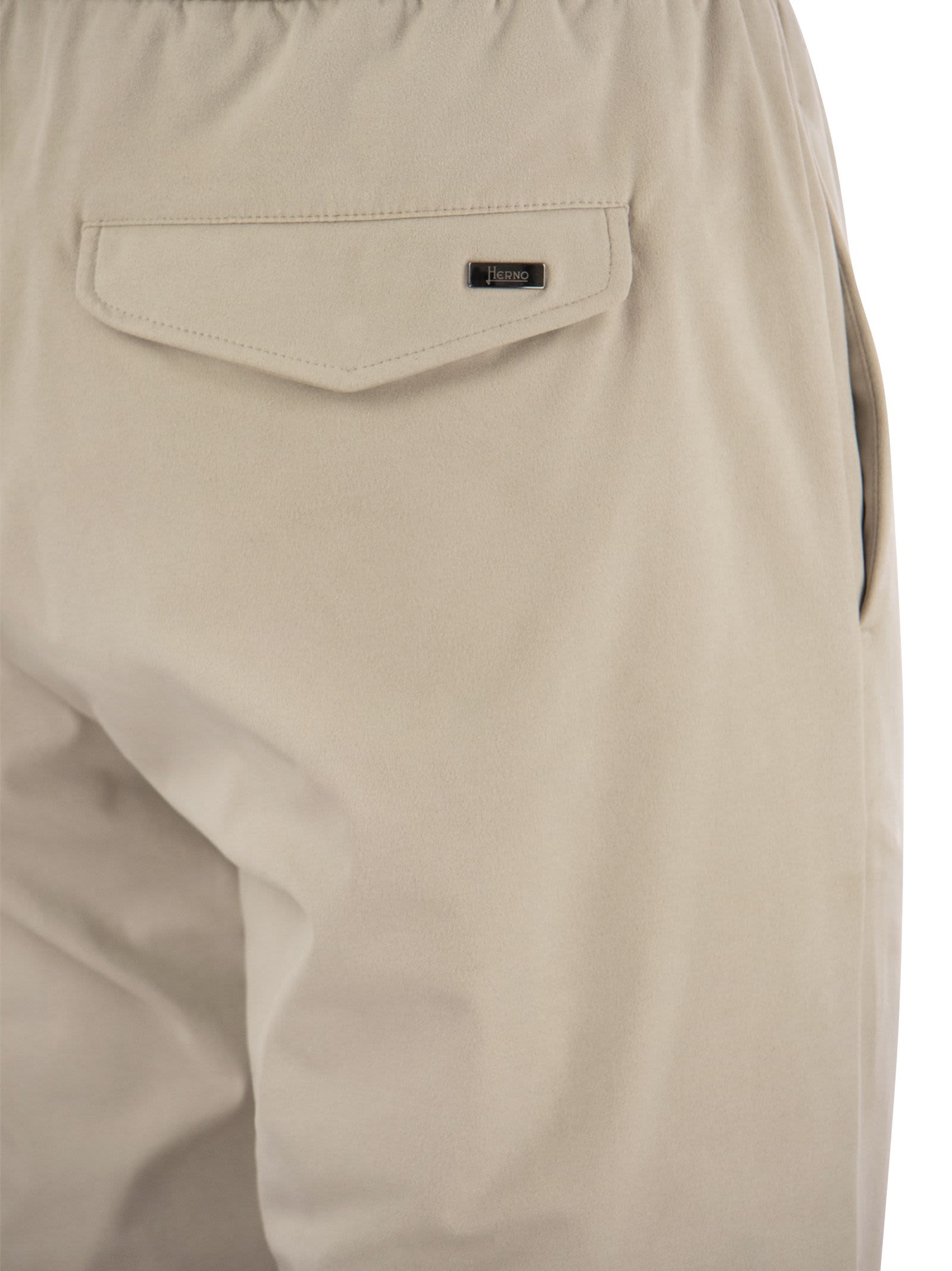 Herno Resort Trousers In Ice