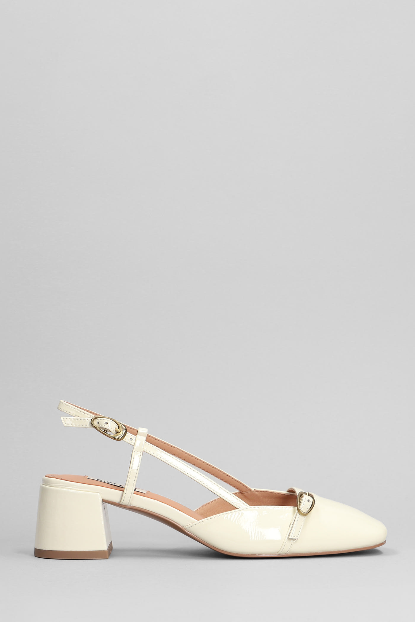 Patty Pumps In White Patent Leather