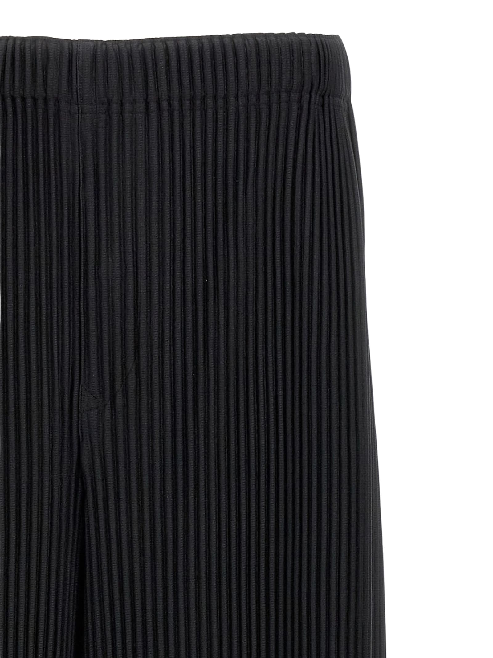 Issey Miyake Streight Leg Trousers In Black