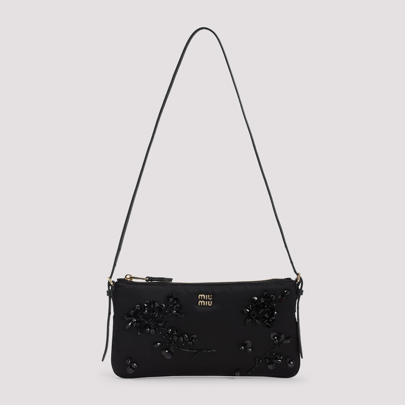 Miu Miu Silk Pouch In Nero