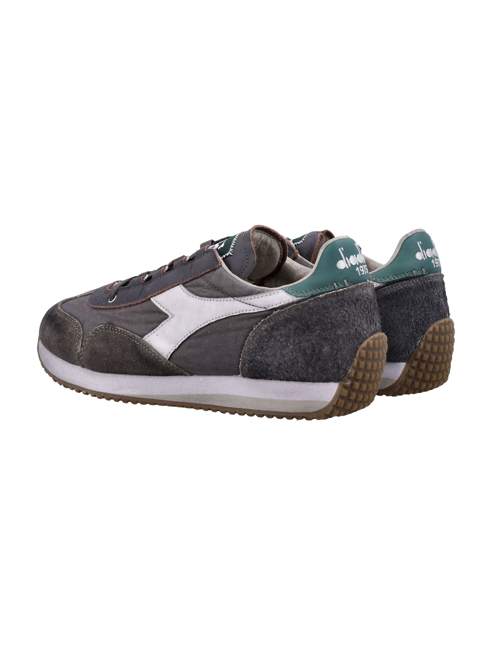 Diadora Heritage Equipe Dirty Stone Wash Evo Sneakers In Nude