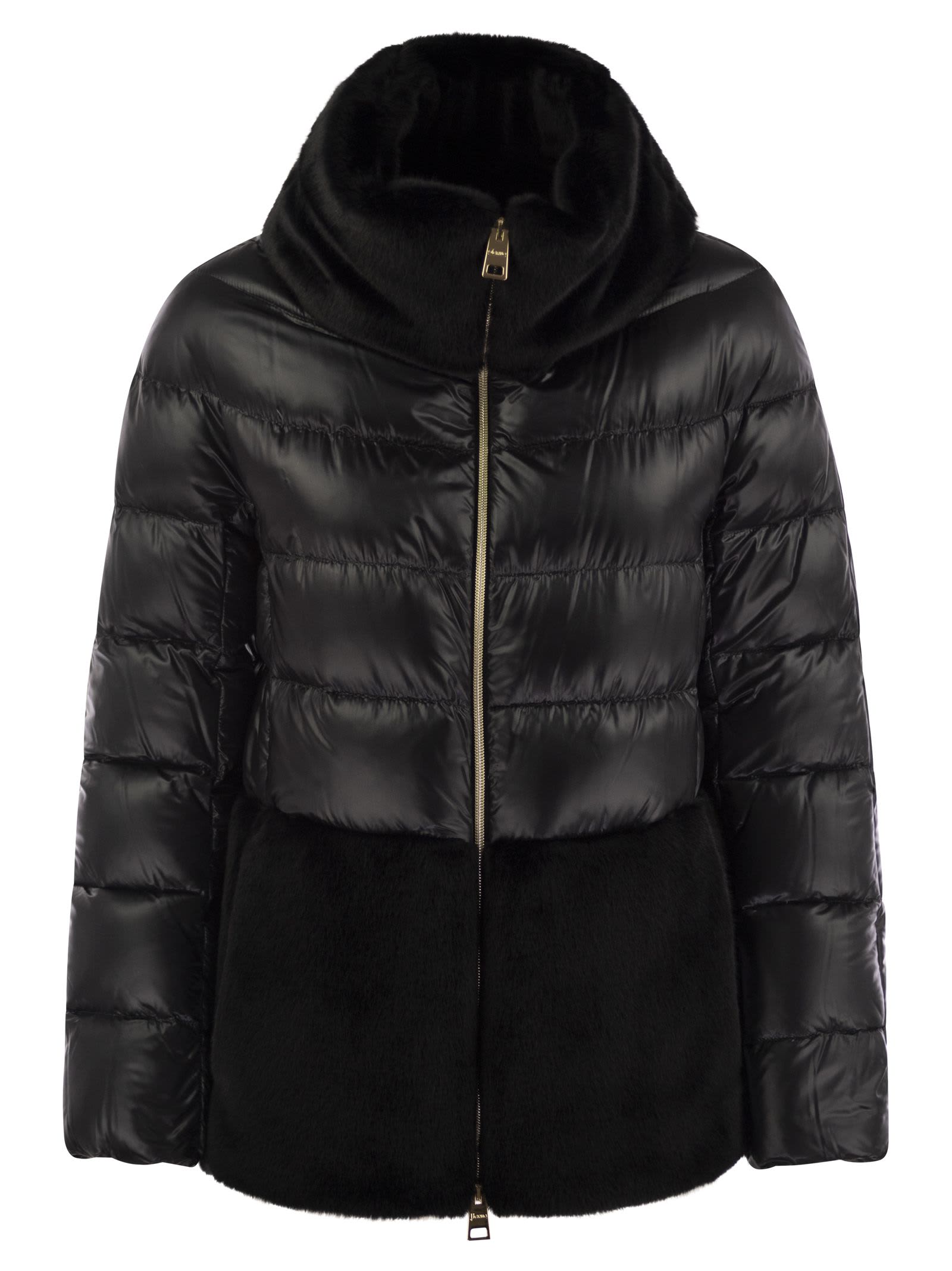 Herno Nylon Cape Ultralight And Lady Alternative Fur In Black