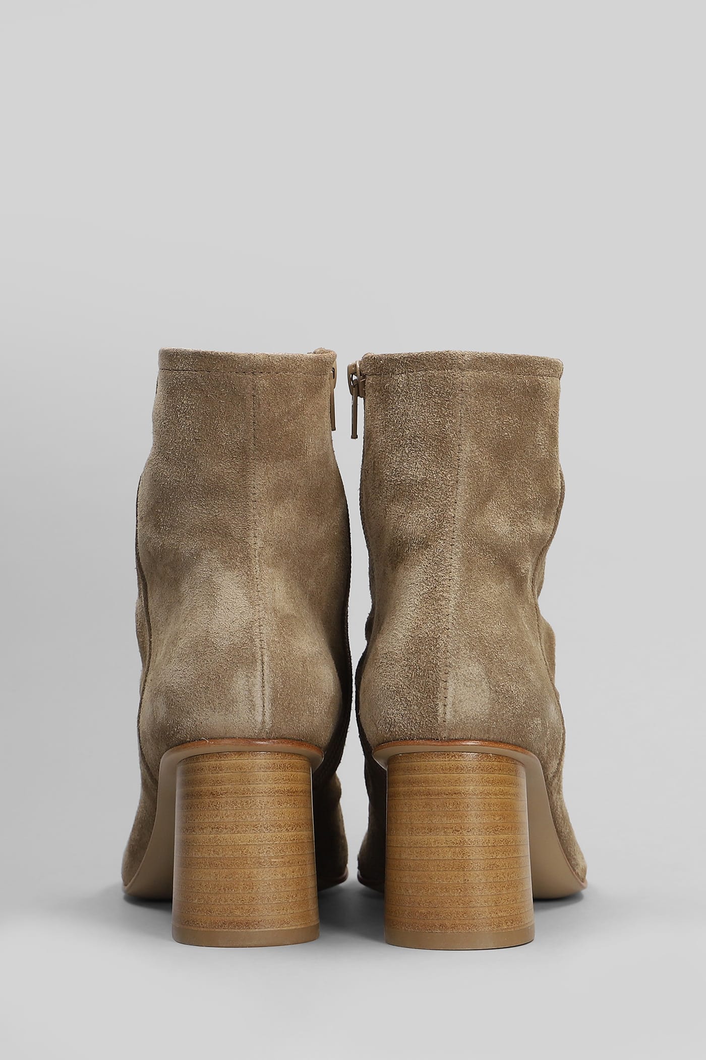 Elena Iachi High Heels Ankle Boots In Camel Suede In Camel