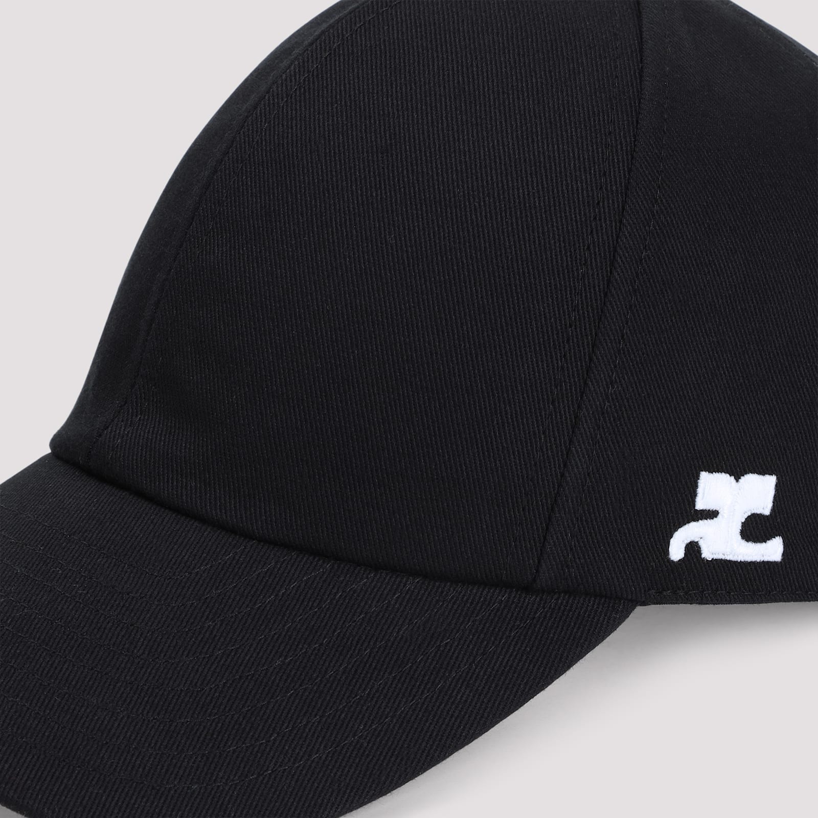 Courrèges Signature Cotton Cap In Black