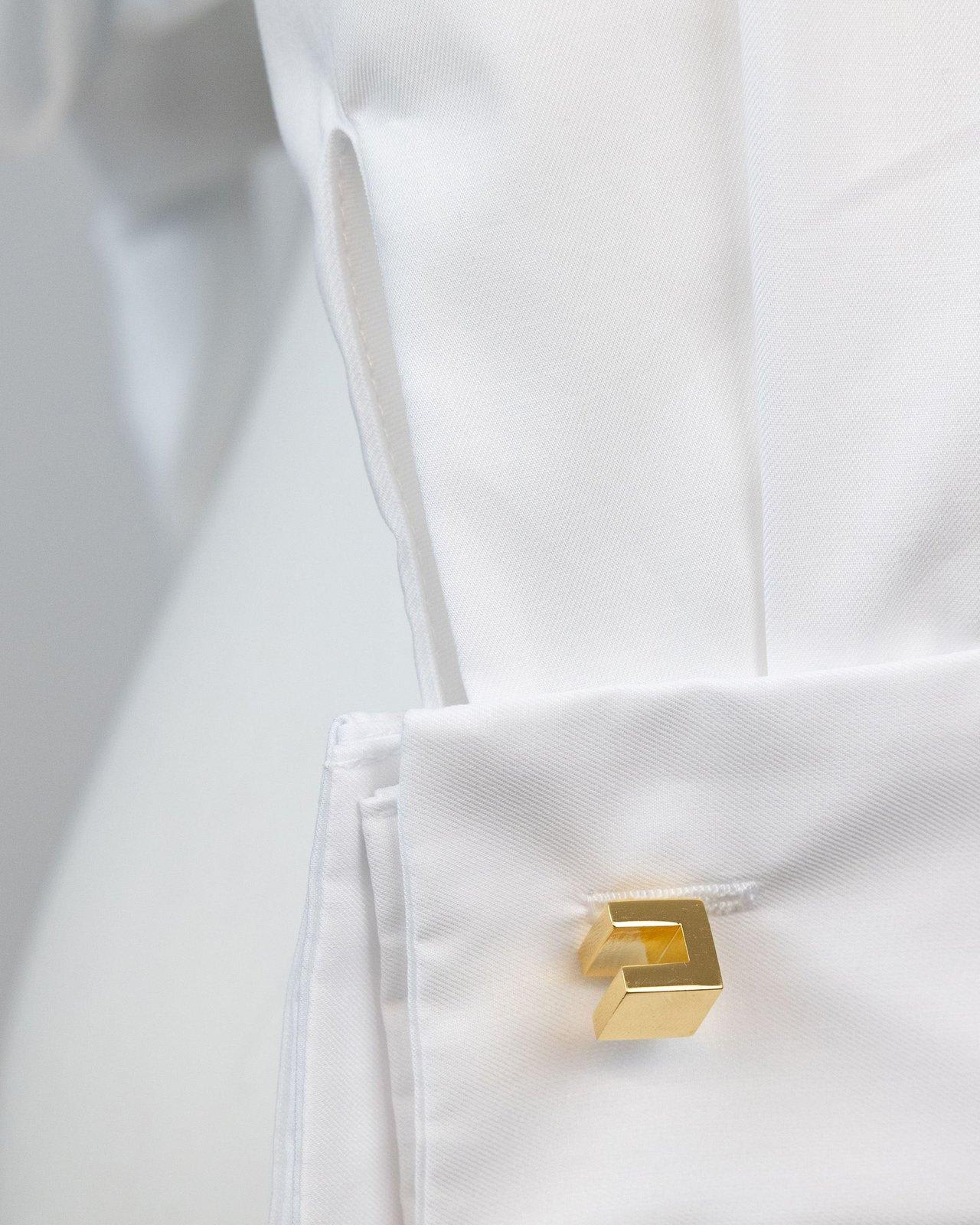 Shop Elisabetta Franchi Long-sleeved Cropped Poplin Shirt  In White