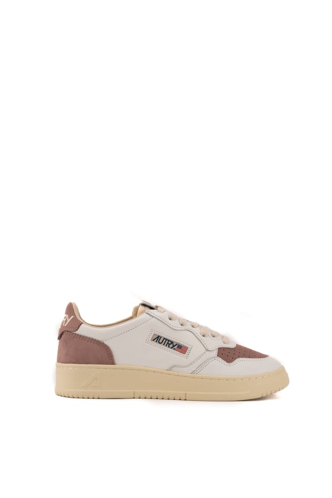 Autry Medialist Low Sneakers In Leather And Suede White/nude In Wht/nude