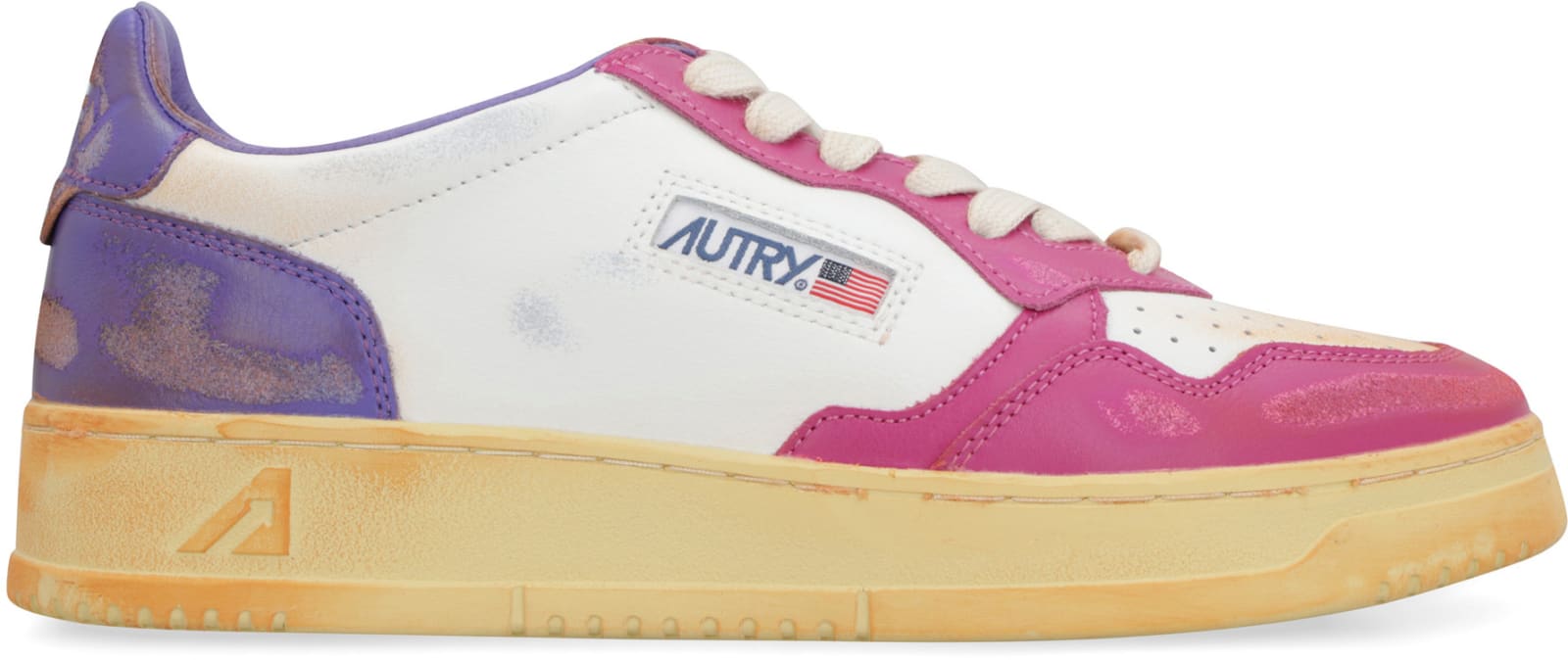 Shop Autry Super Vintage Low-top Sneakers Sneakers In Wht/pink/prp