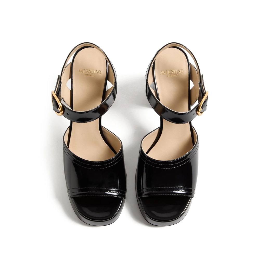 Valentino Garavani Sandals In Black