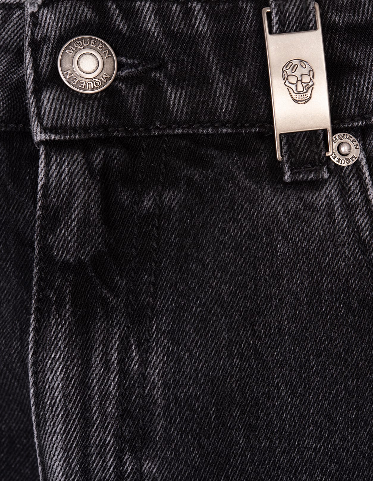 Alexander Mcqueen Wide-leg Skull Plaque Jeans In Black