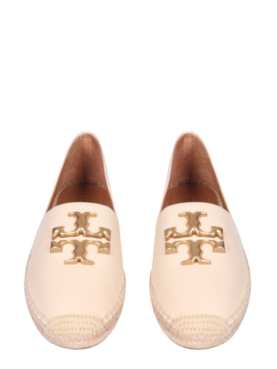 Shop Tory Burch Espadrilla Eleanor In Beige