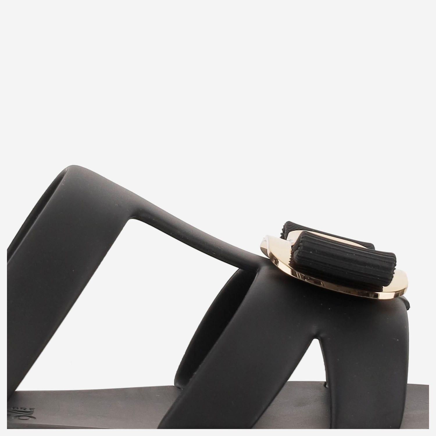 Ferragamo Lilou Vara Plate Flat Slides In Black
