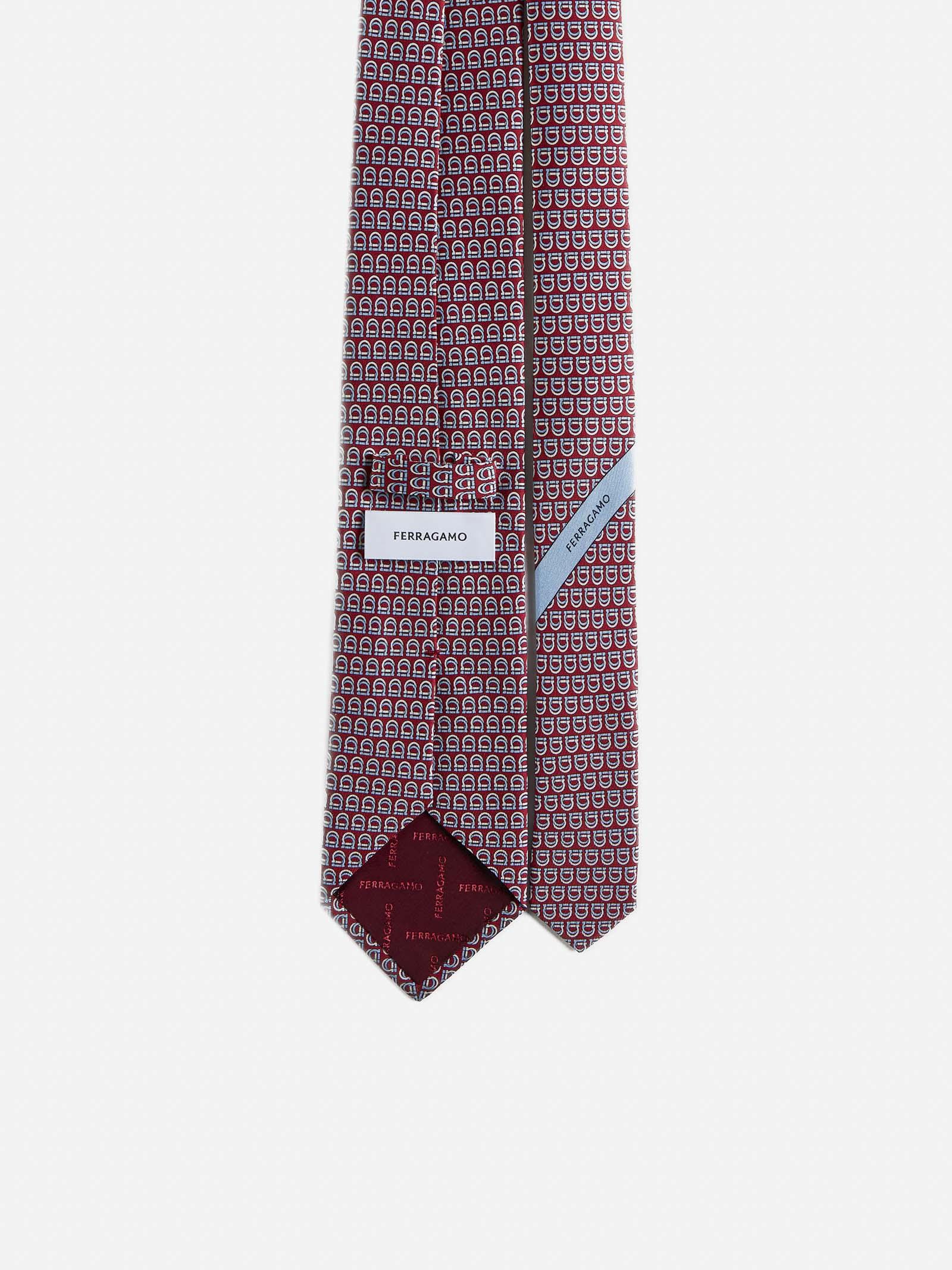 Shop Ferragamo Trap Silk Tie In Red
