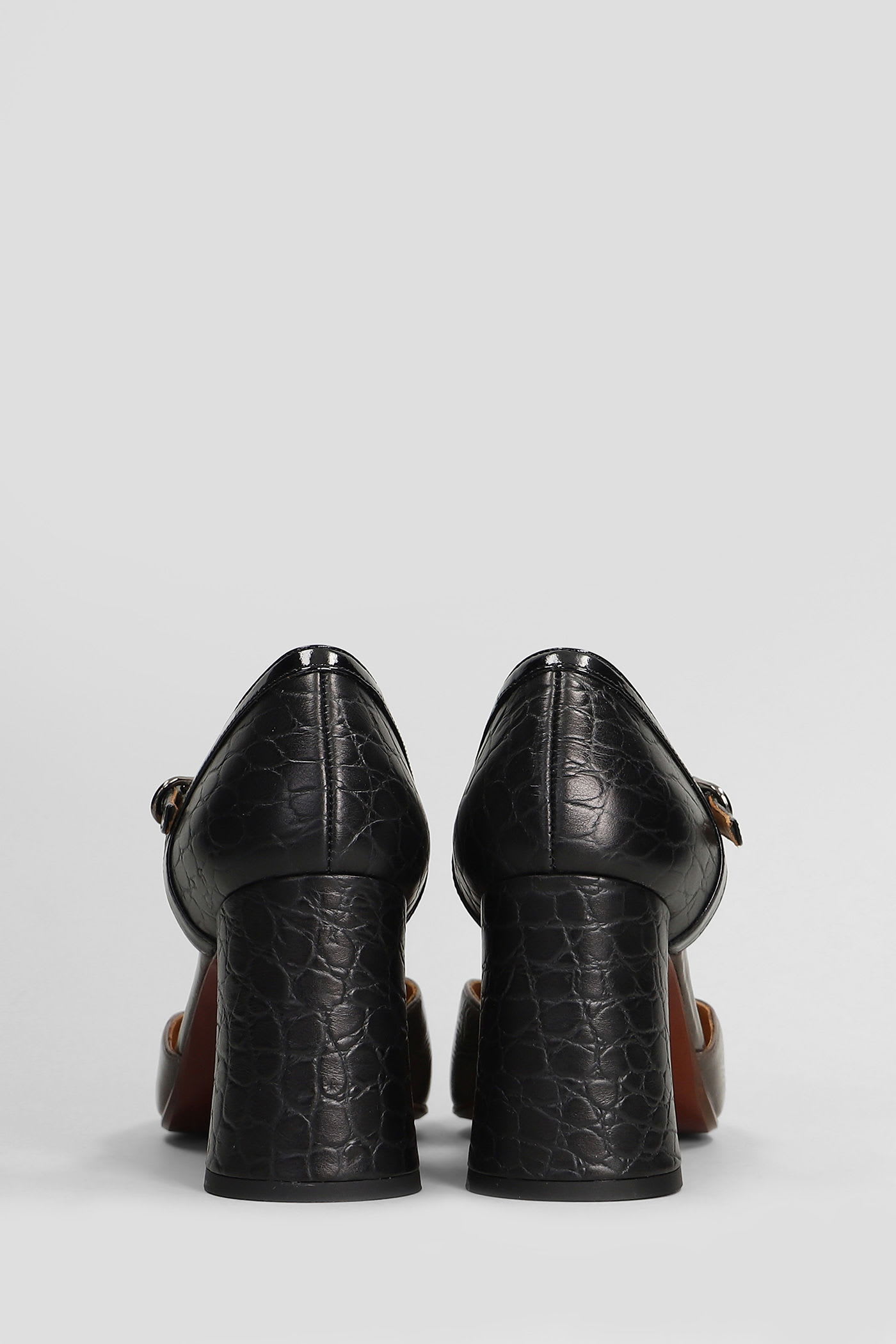 Chie Mihara Luer Pumps In Black Leather In Black