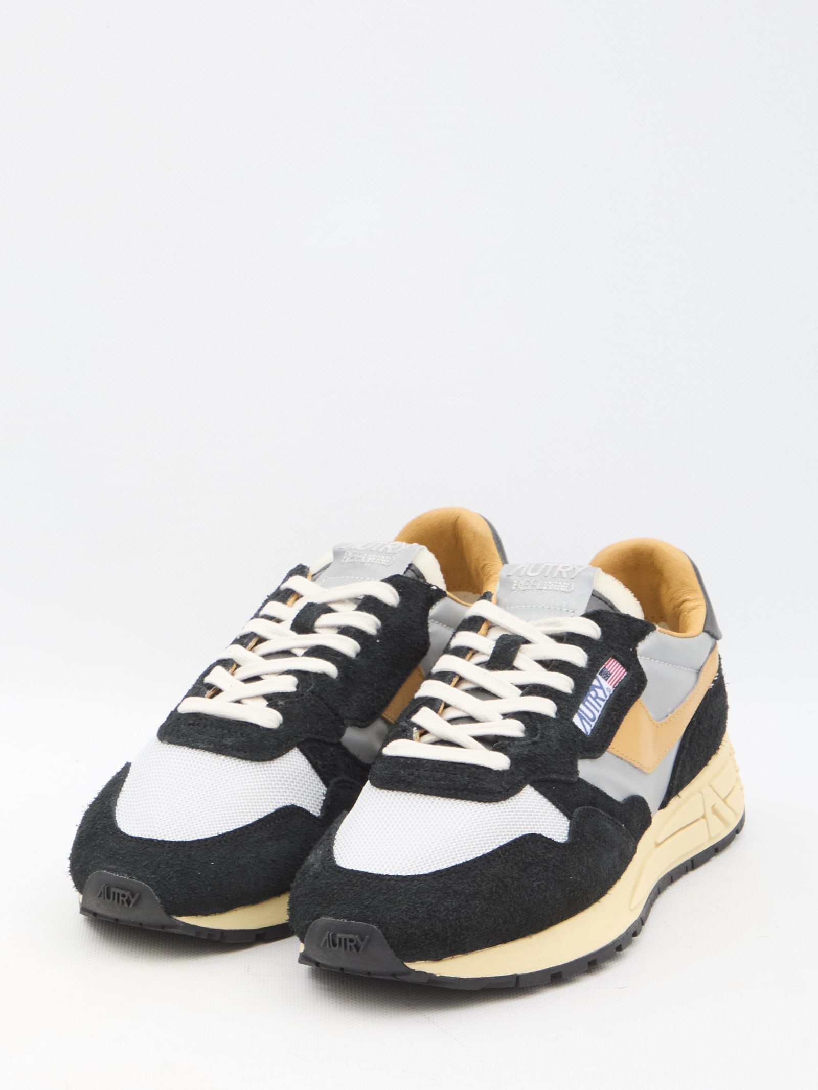 Shop Autry Reelwind Low Sneakers In Black