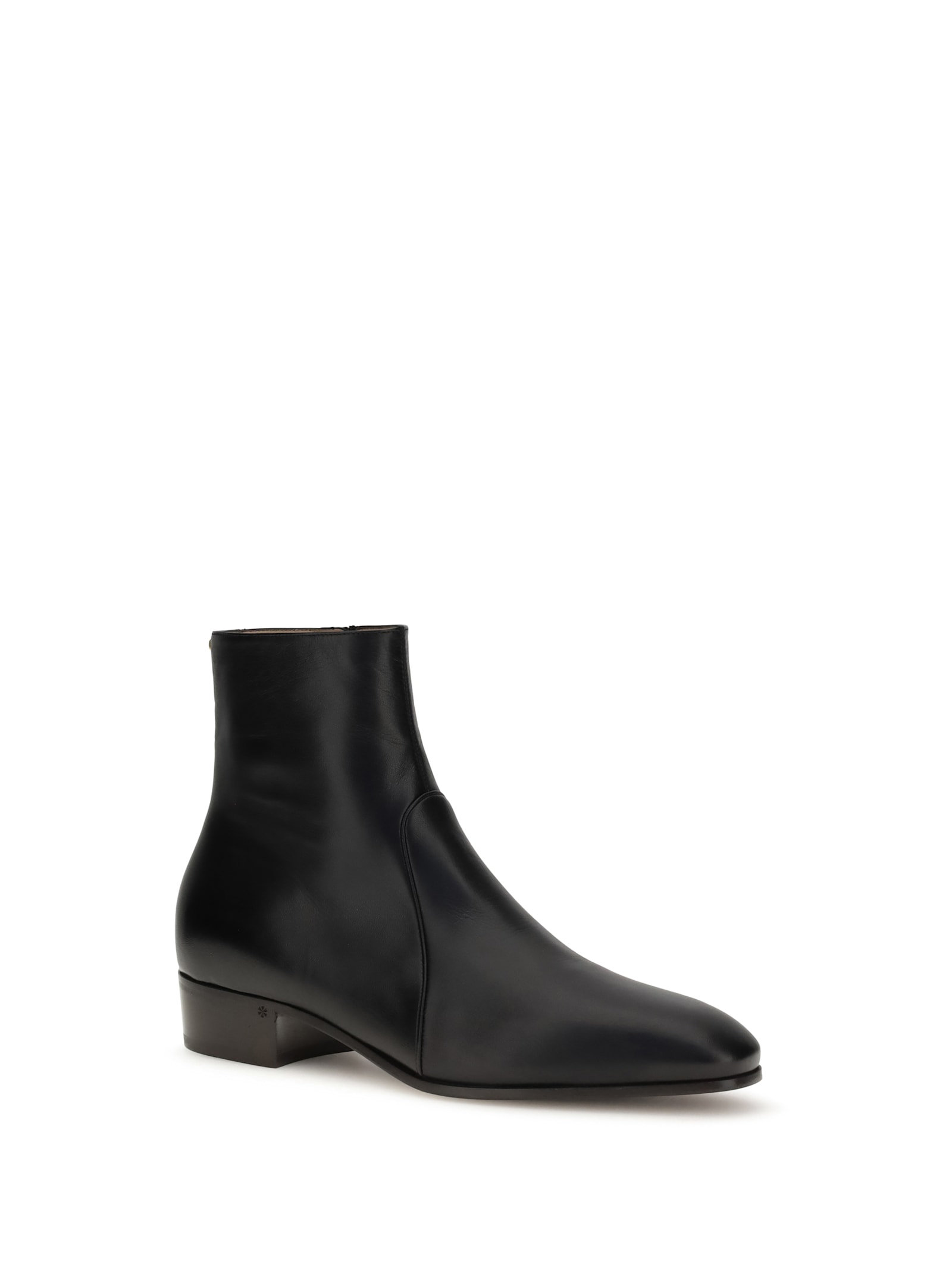 Valentino Garavani Pat Ankle Boots In Black