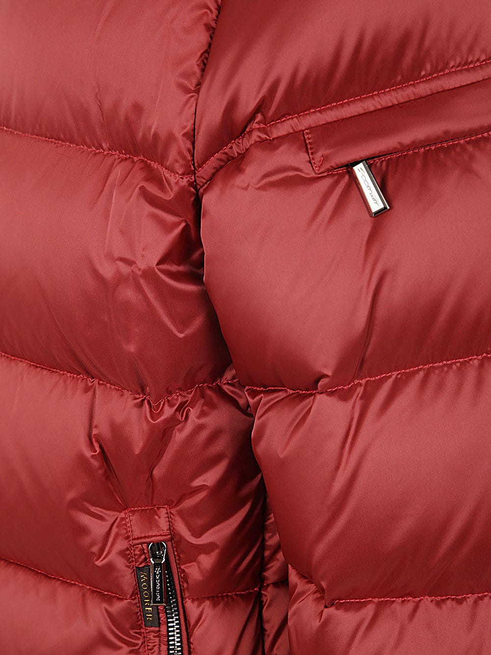 Shop Moorer Brett Sh Padded Jacket In Red