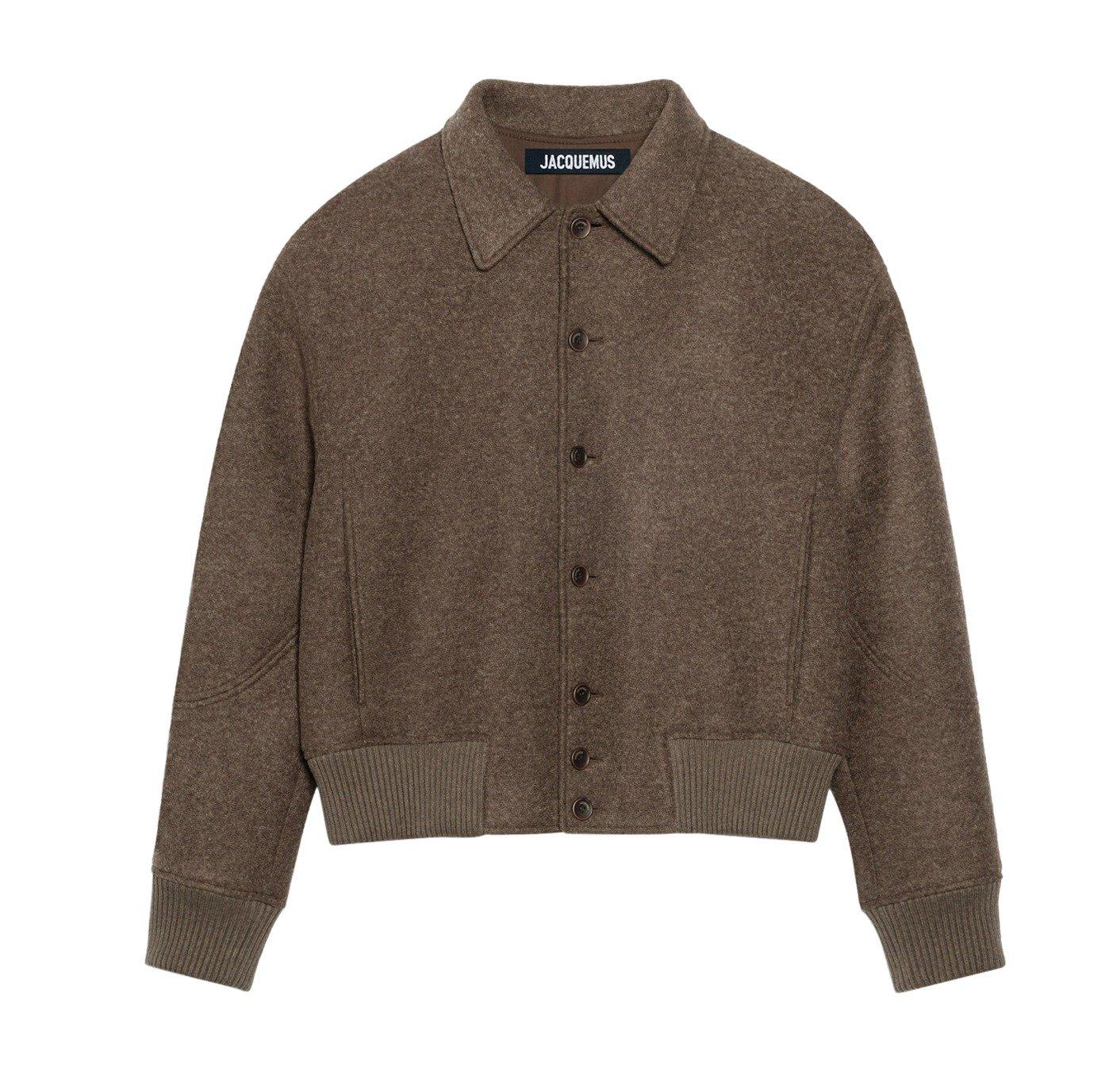 Jacquemus Logo Patch Buttoned Bomber Jacket In Dark Brown