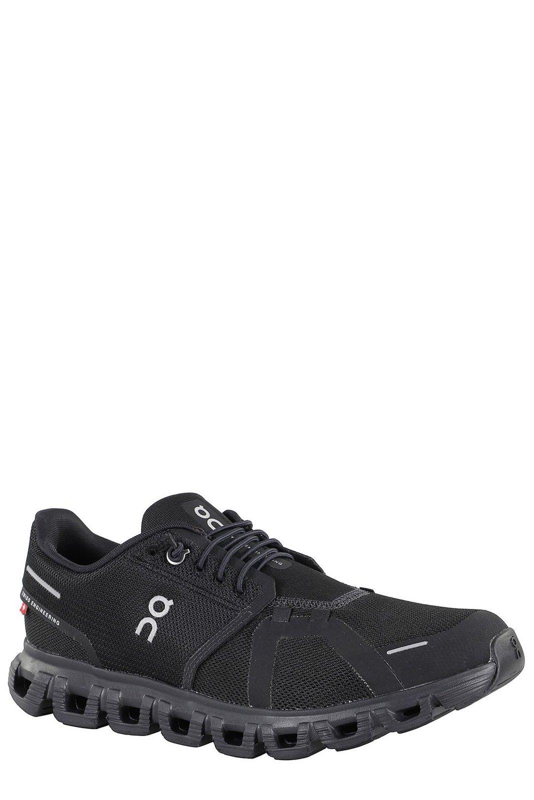 On Cloud 6 Logo Printed Sneakers In Black