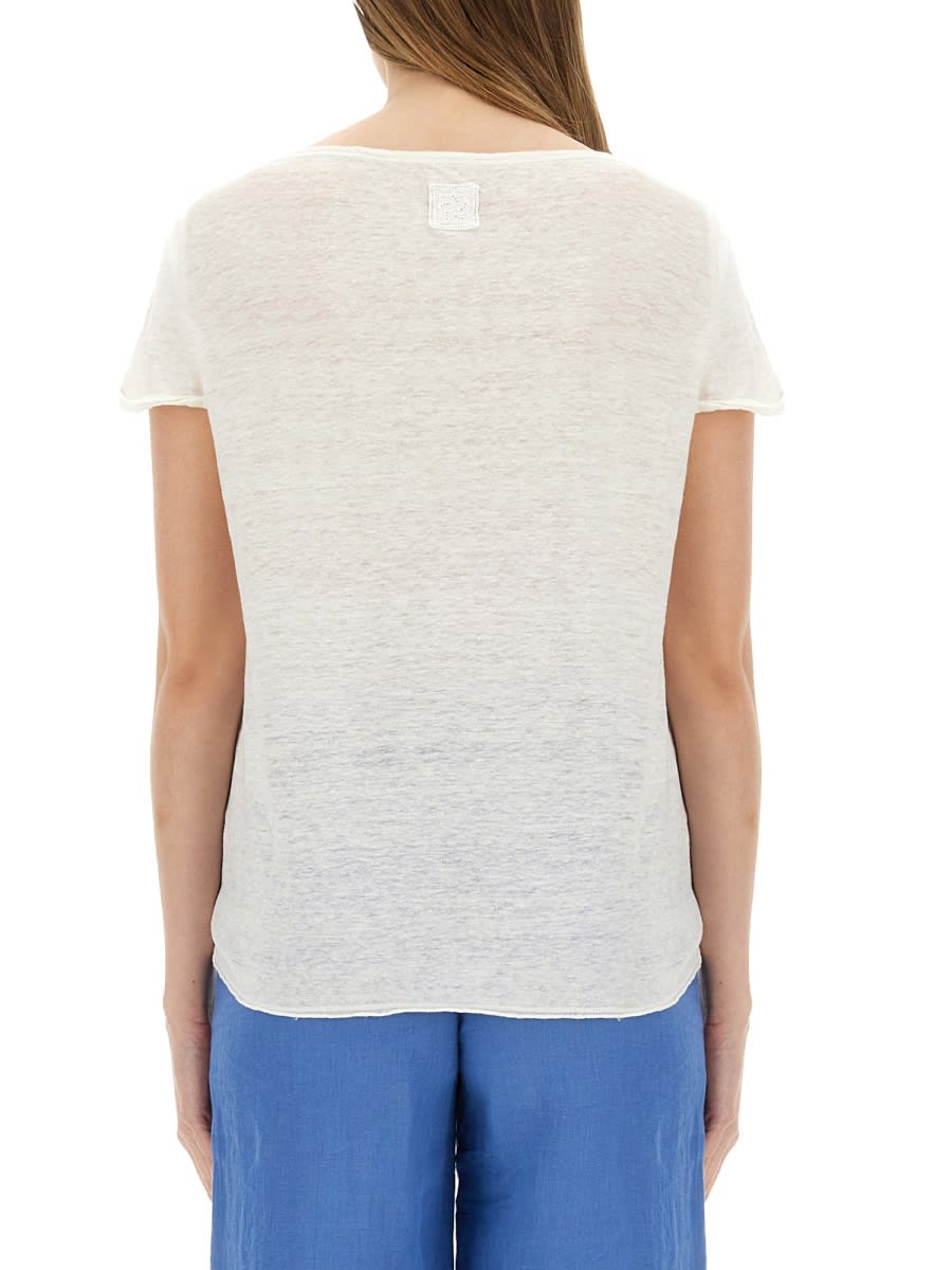 120% Lino Relaxed White Linen T-shirt With Scoop Neckline In White