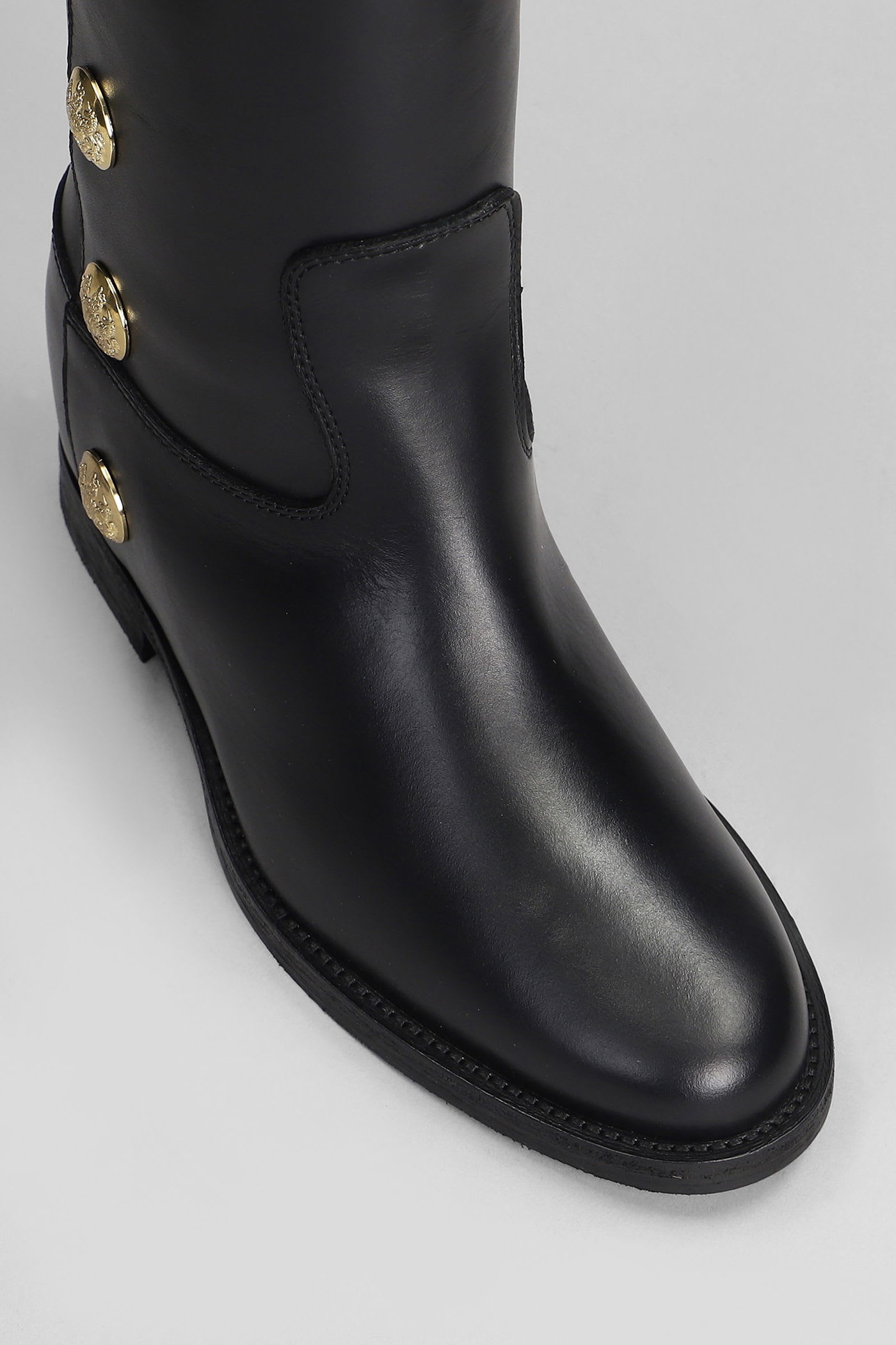 Via Roma 15 In Black Leather In Black