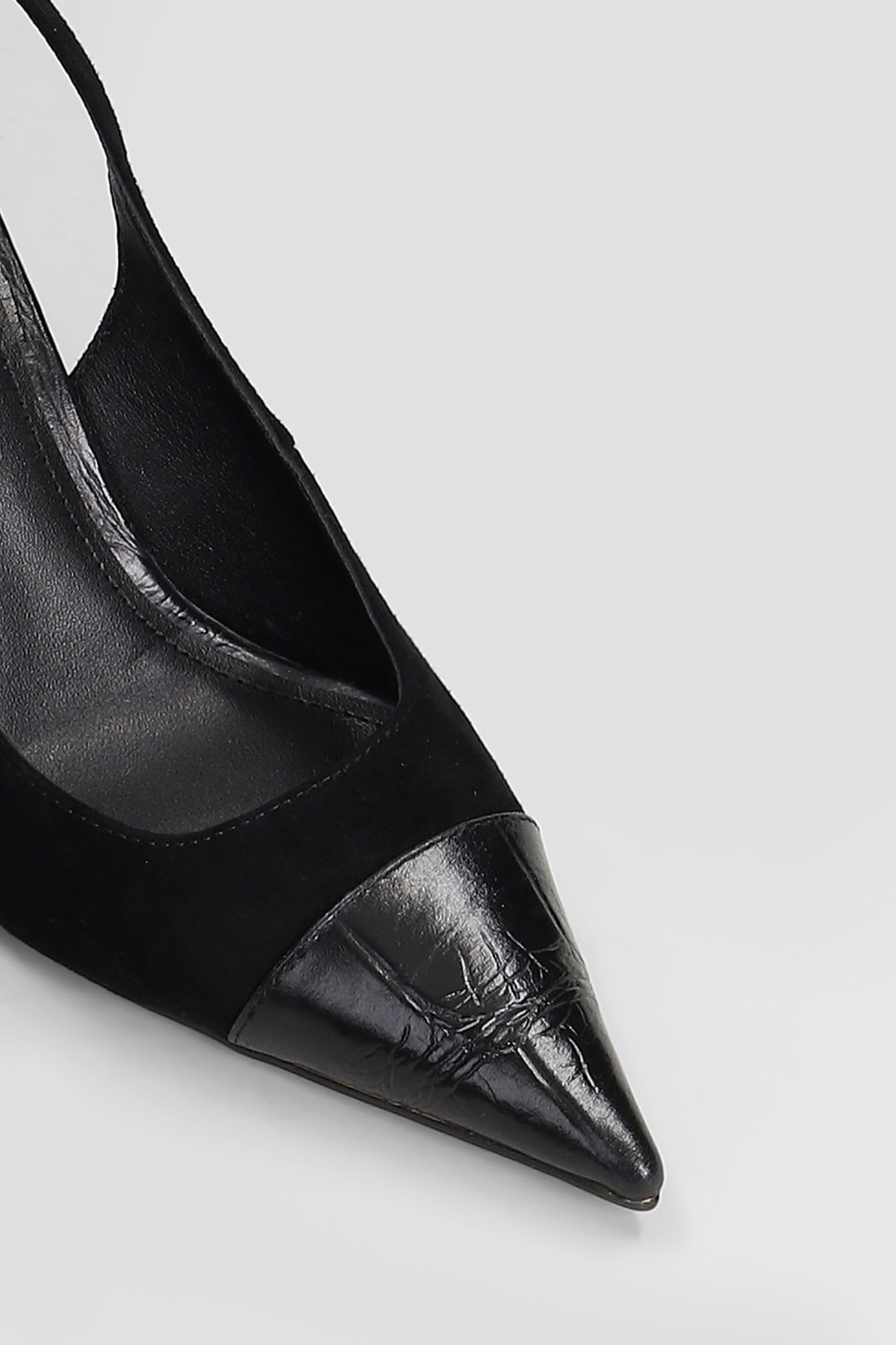Lola Cruz Pumps In Black Suede In Black