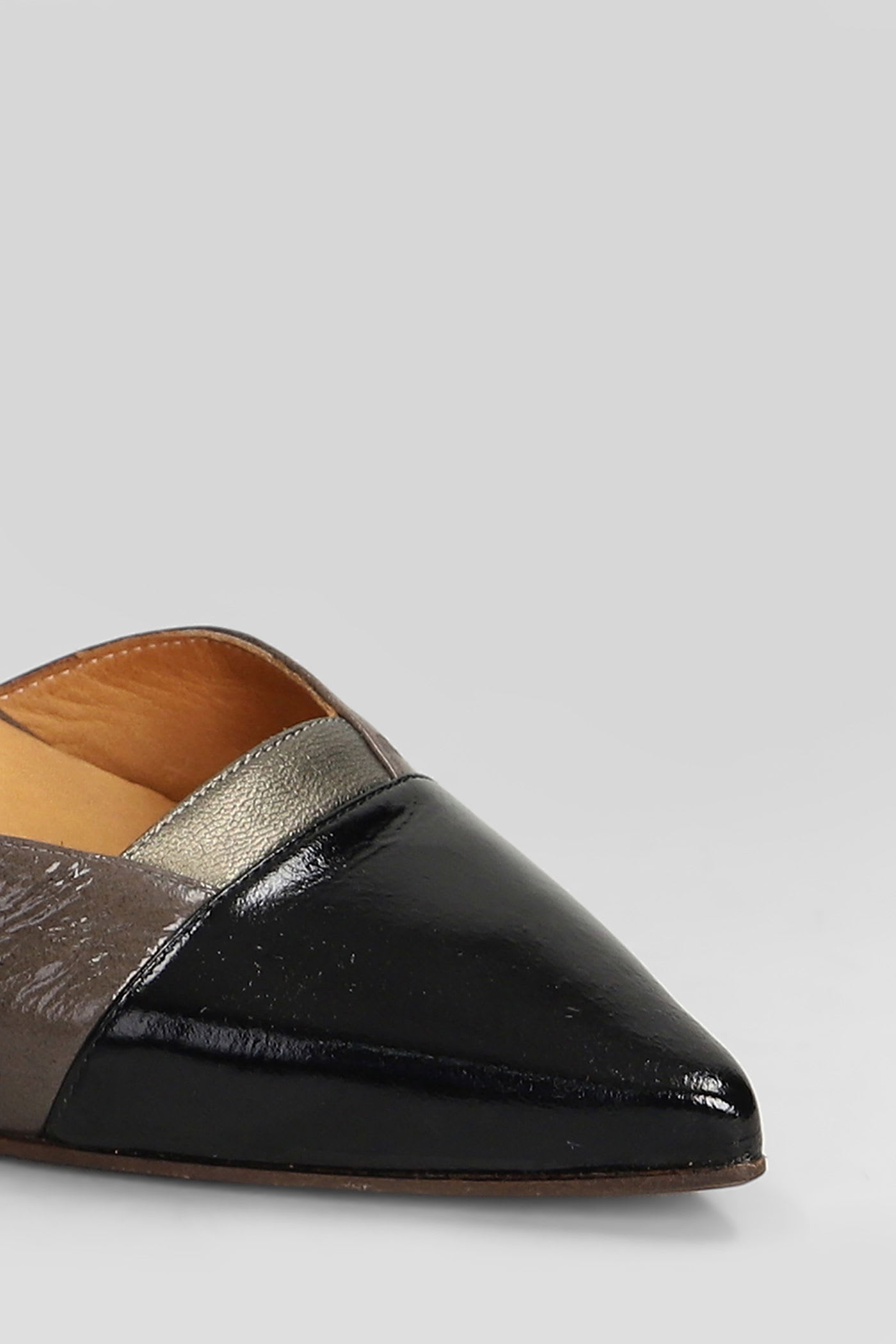 Chie Mihara Luer Pumps In Black Leather In Black