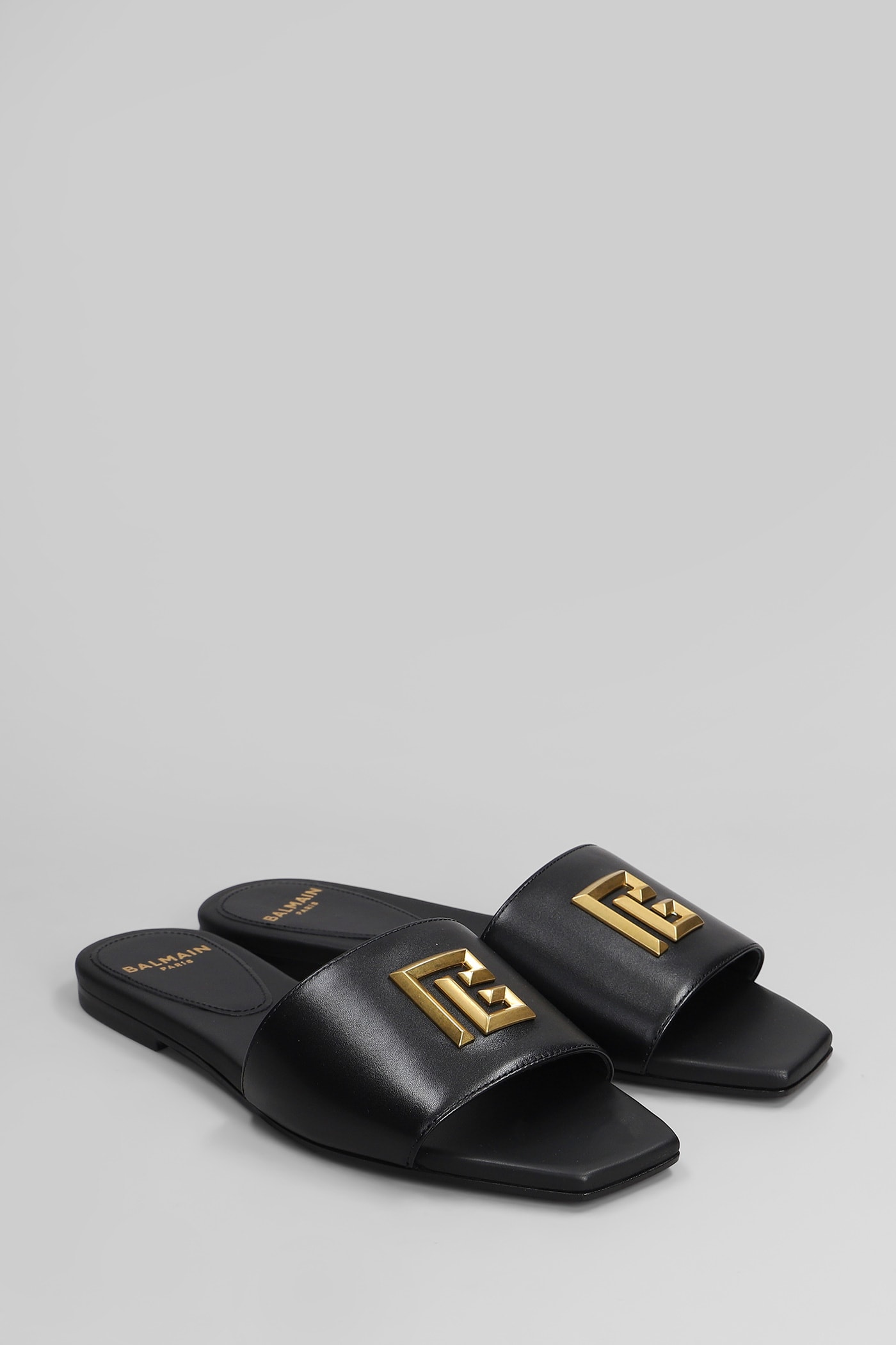 Balmain Dafne Logo-plaque Leather Slides In Black