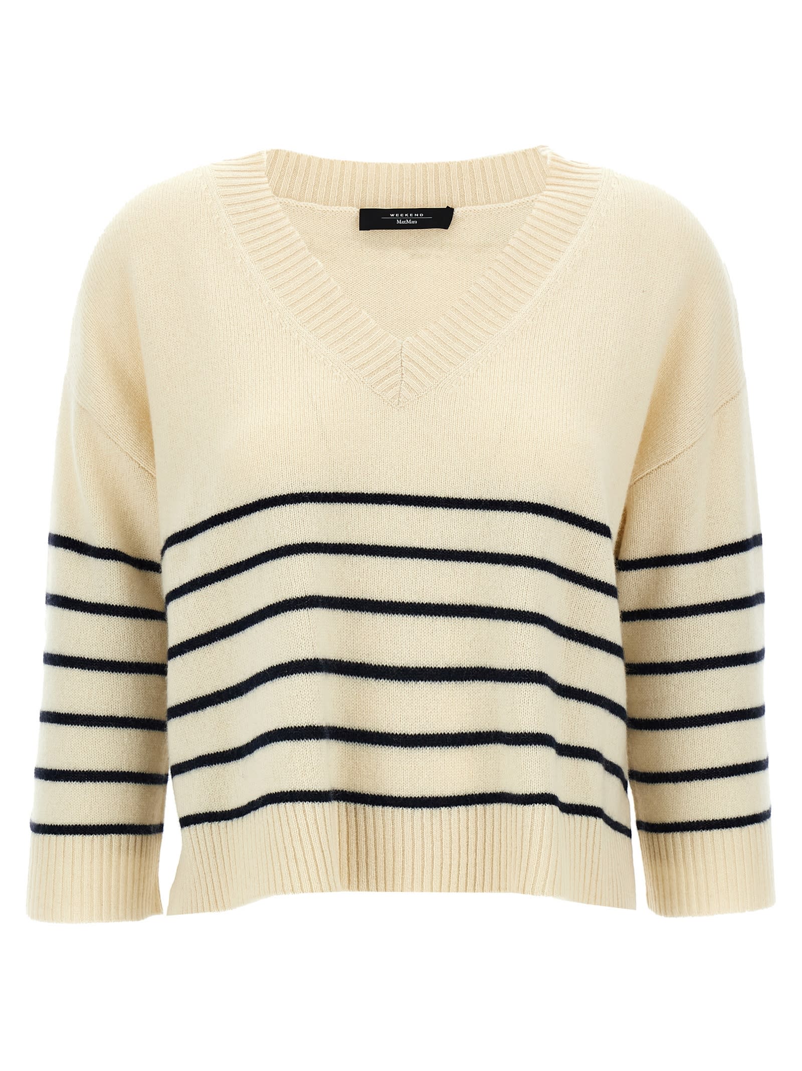 leva Sweater