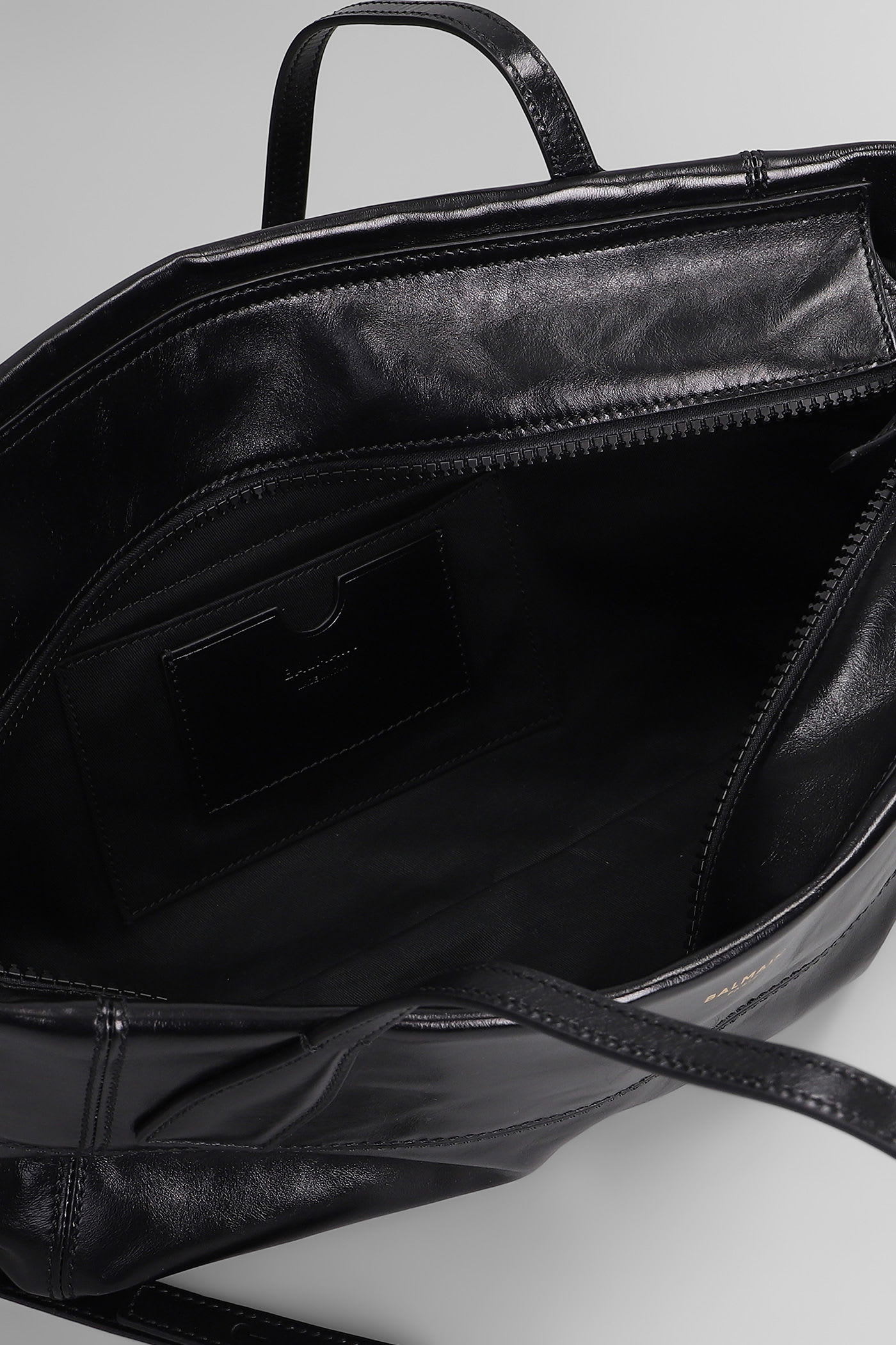 Balmain Track Zip Small Tote In Black Leather In Black