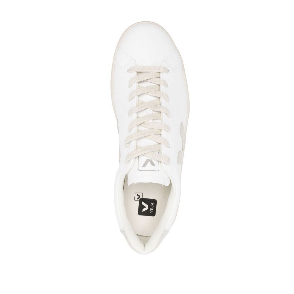 Veja Sneakers In Coated Organic Cotton In White