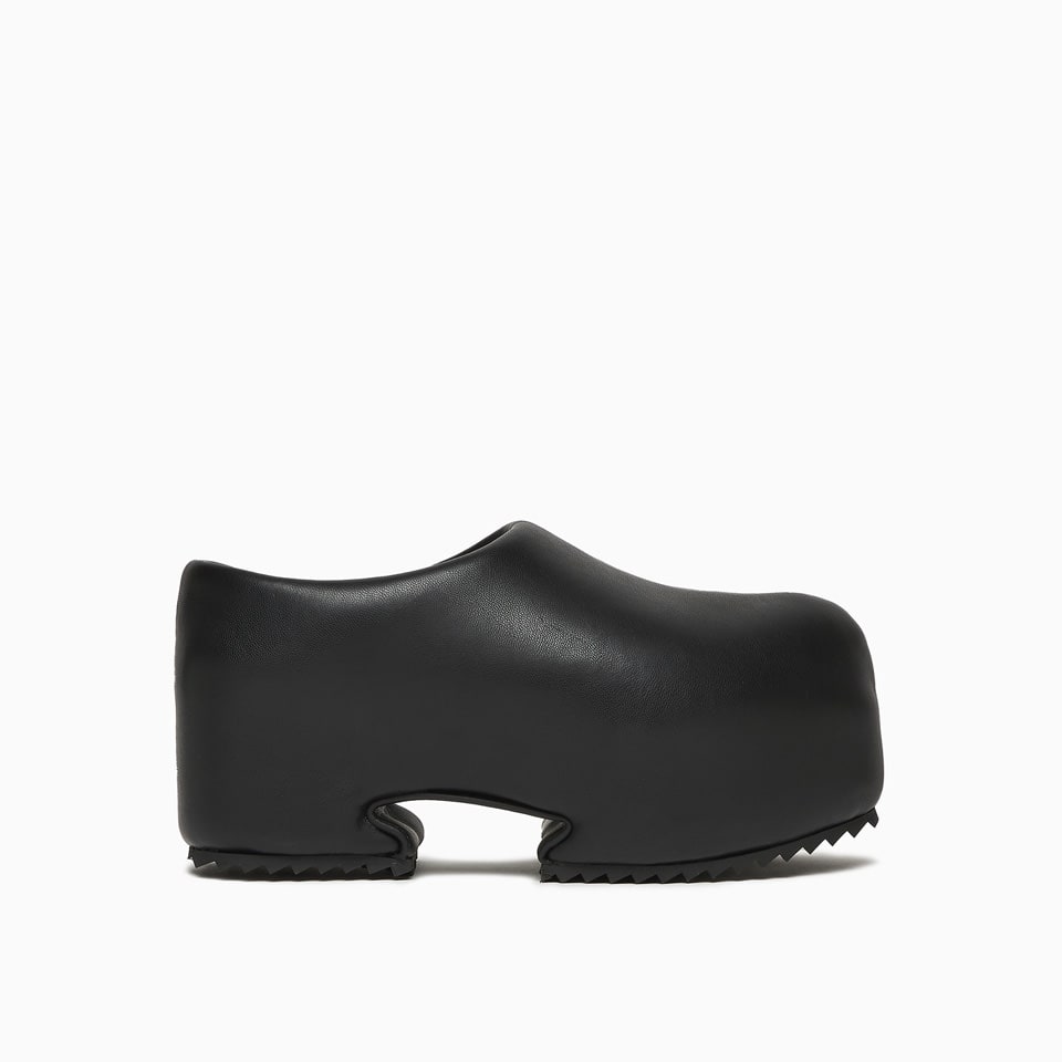 Yume Yume Furry Fabric Truck Clogs Black