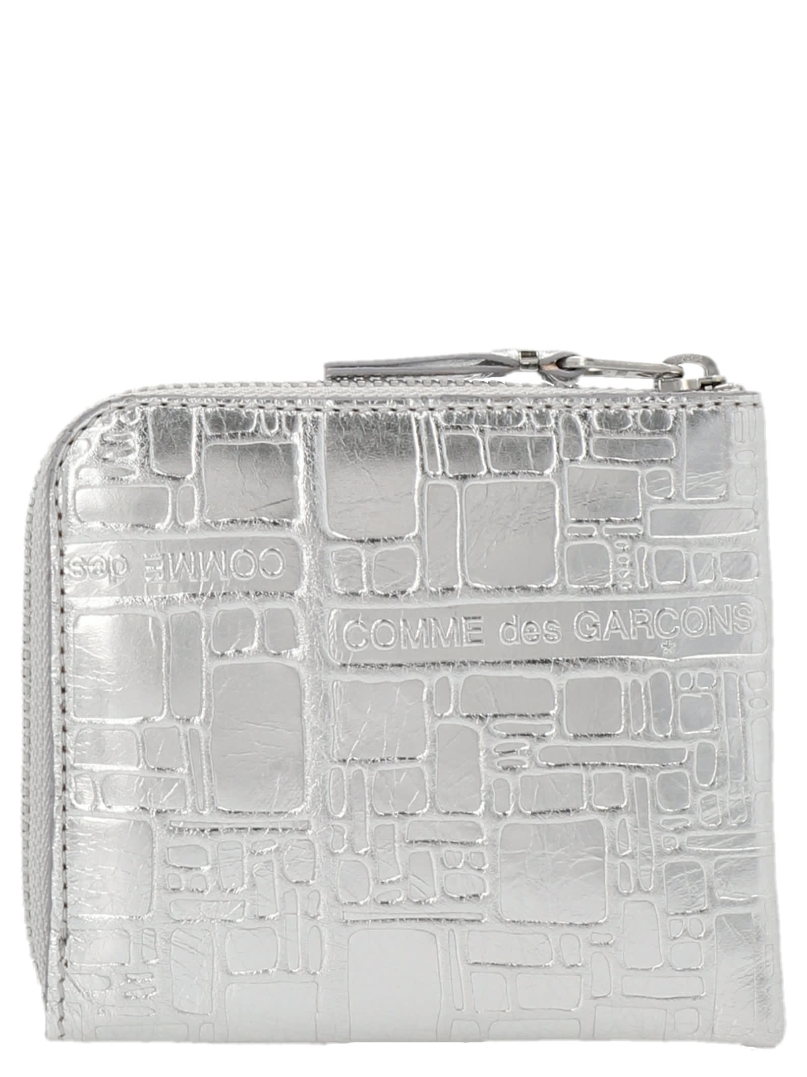 Comme Des Garçons Raised Logo Textured Finish Wallet In Silver