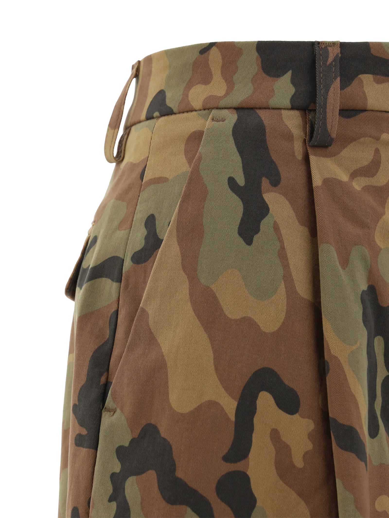 Shop Thelatest Pants In Camouflage