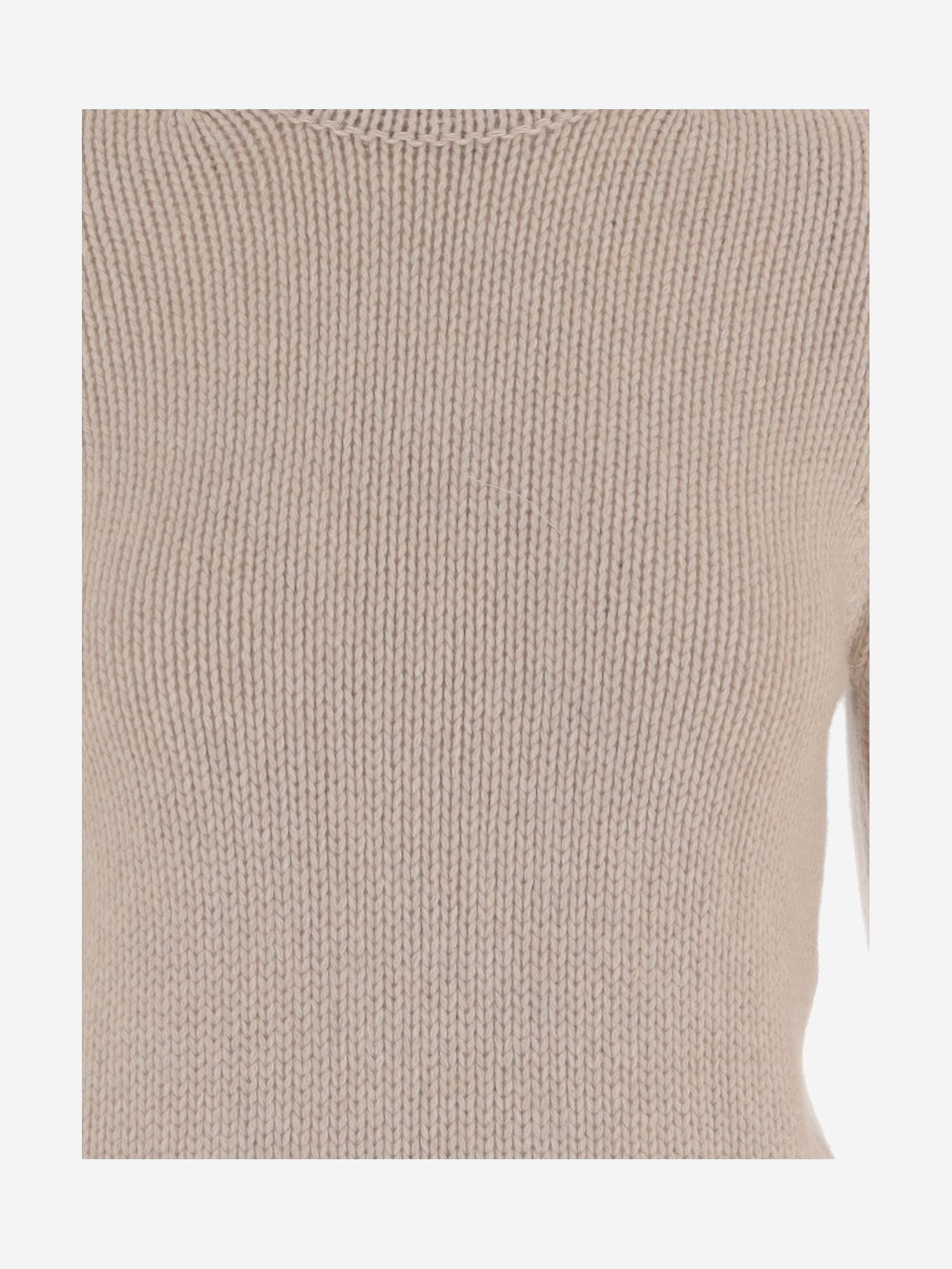 Magda Butrym Cashmere Sweater With High Neck And Wavy Hem In Neutral