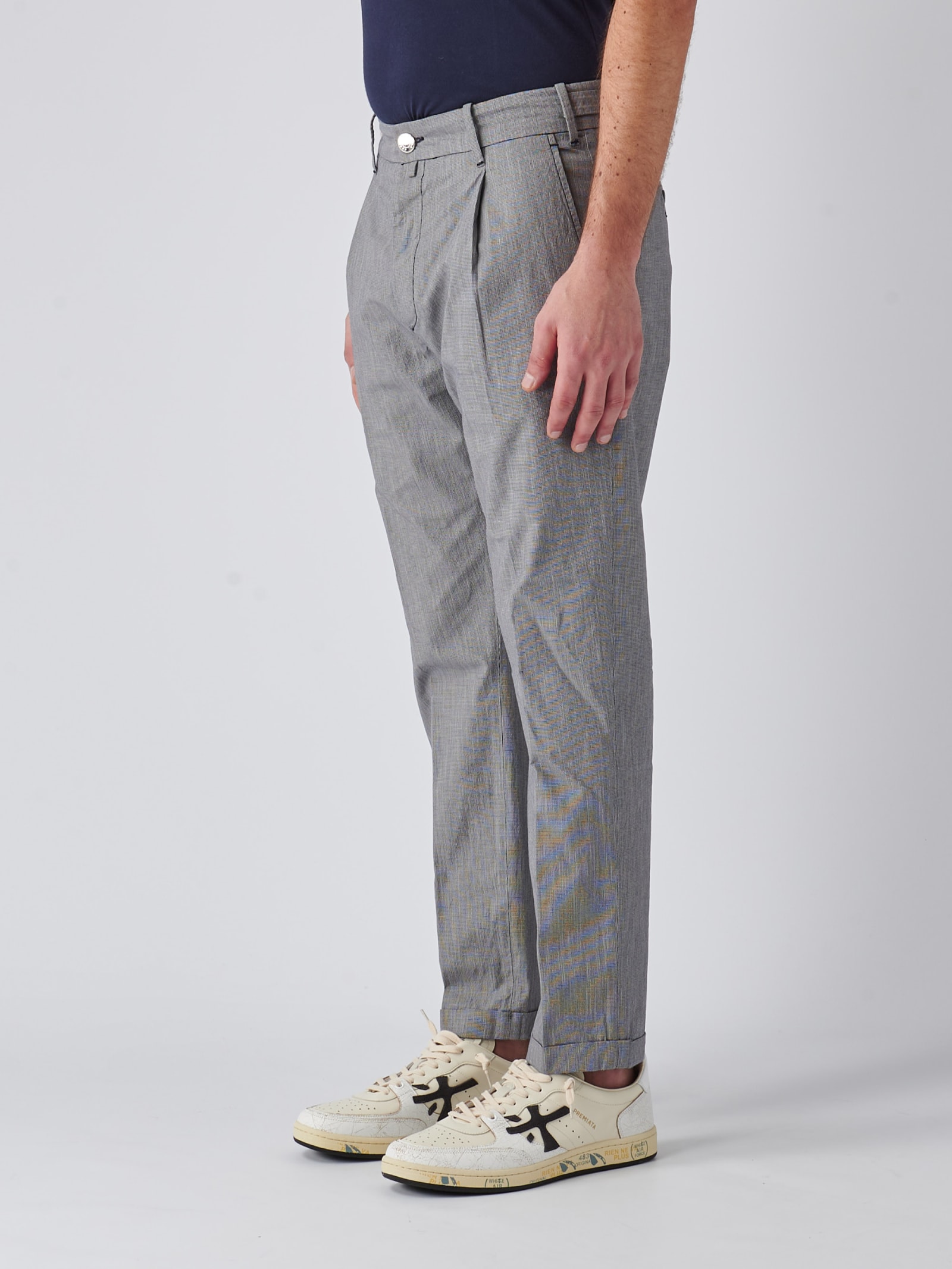 Shop Jacob Cohen Pantalone Crop/slim Trousers In Grigio-blu