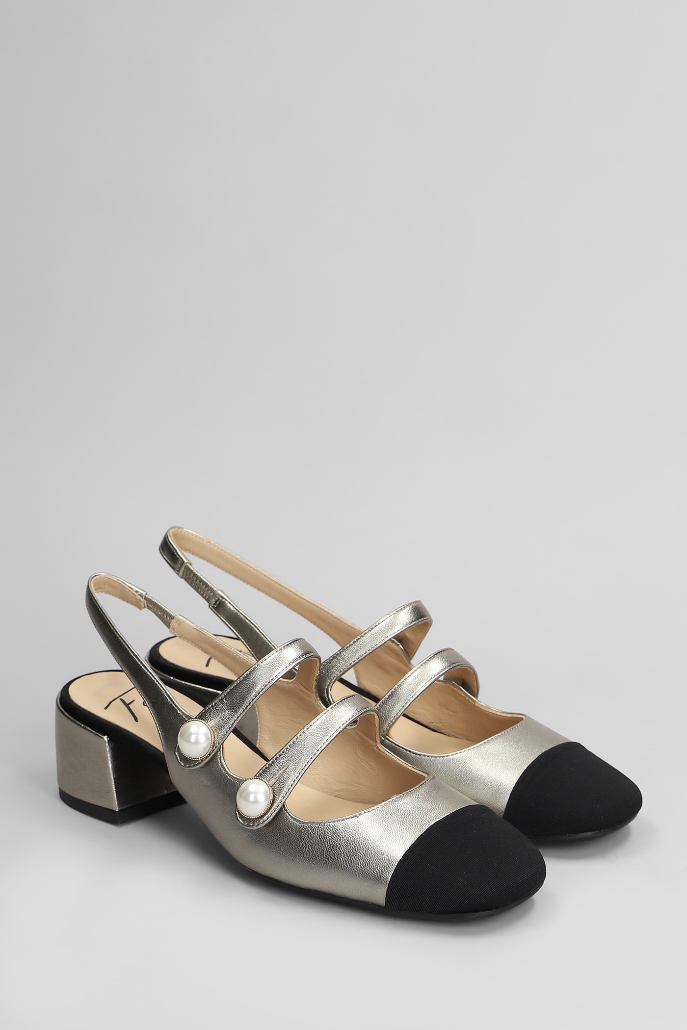 Roberto Festa Tiglio Pumps In Gunmetal Leather In Gunmetal