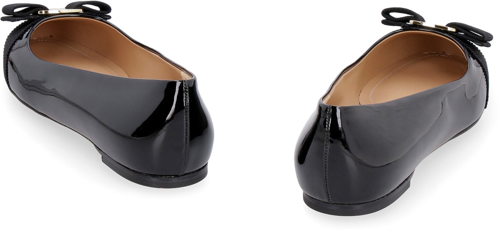 Shop Ferragamo Varina Patent Leather Ballet Flats In Black