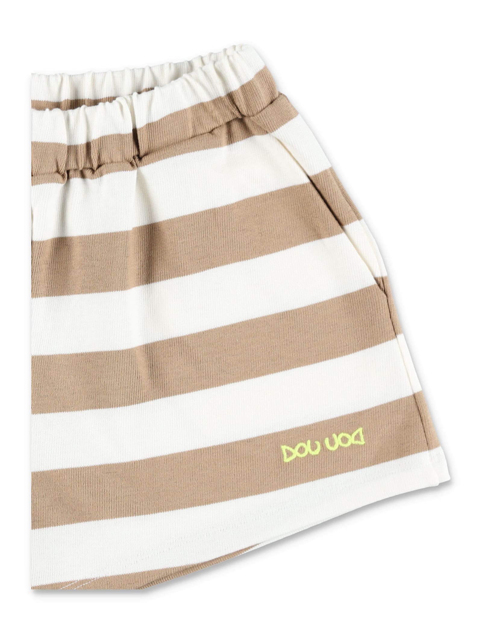 Douuod Shorts Stripes In White Brown Stripes