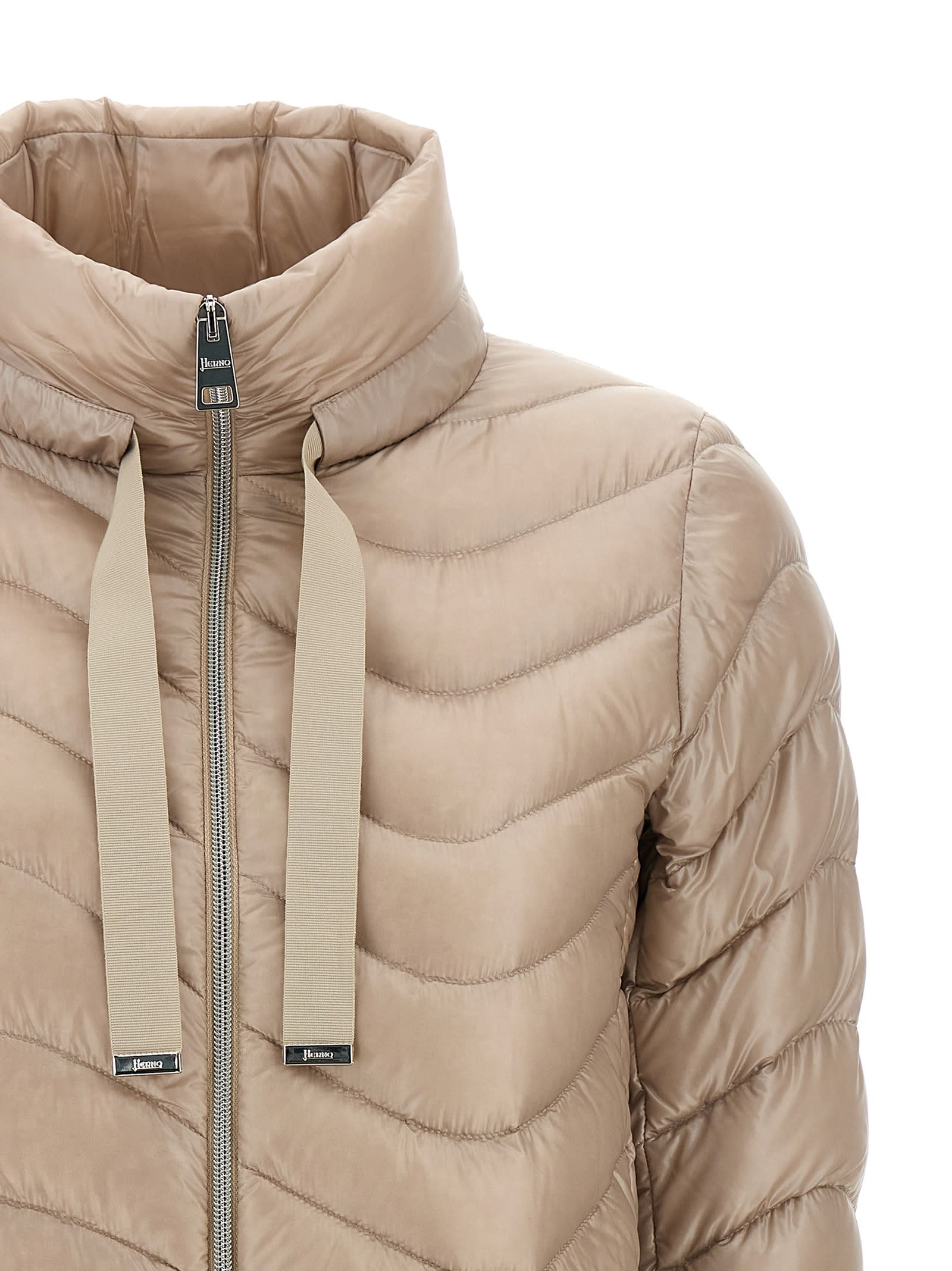 Herno Quilted Glossed Shell Jacket In Neutral