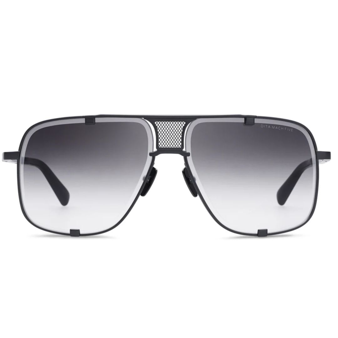 Mach-fiveblack Iron W